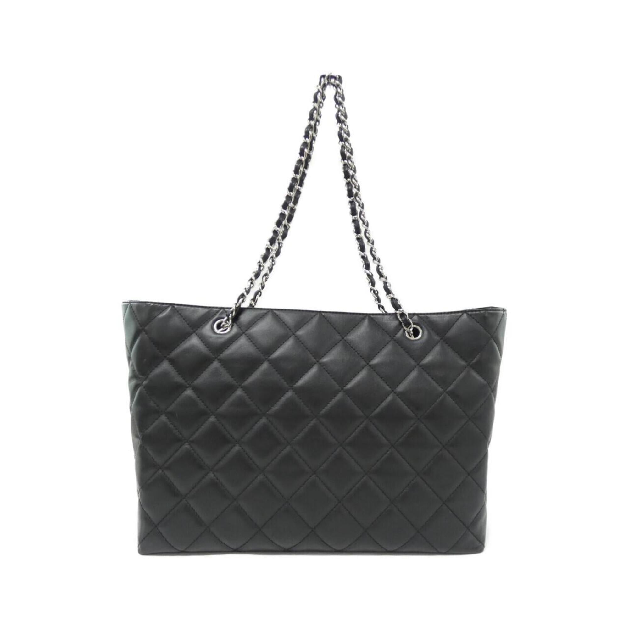 Chanel Black Leather Shoulder Bag (Pre-Owned)