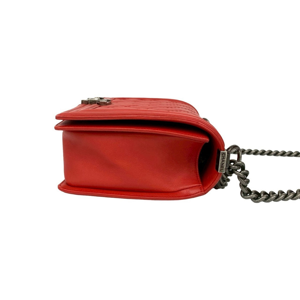 Chanel Red Color Leather Shoulder Bag (Pre-Owned)