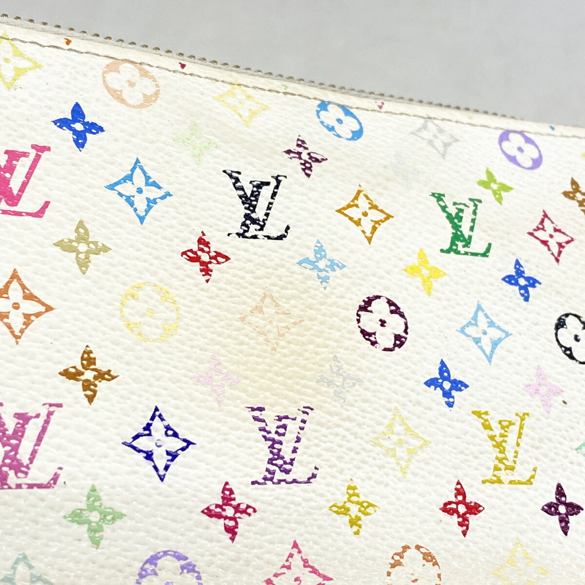 Louis Vuitton Litchi Long Wallet (Bi-Fold) (Pre-Owned)