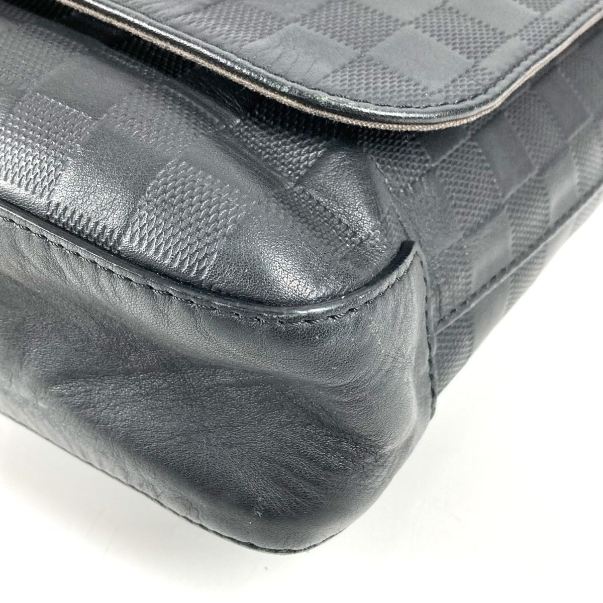 Louis Vuitton Black Onyx Damier Infini Messenger Bag Shoulder Bag (Pre-Owned)
