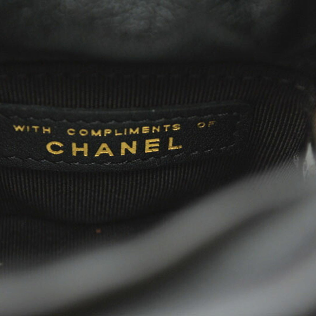 Chanel Black Leather Shoulder Bag (Pre-Owned)