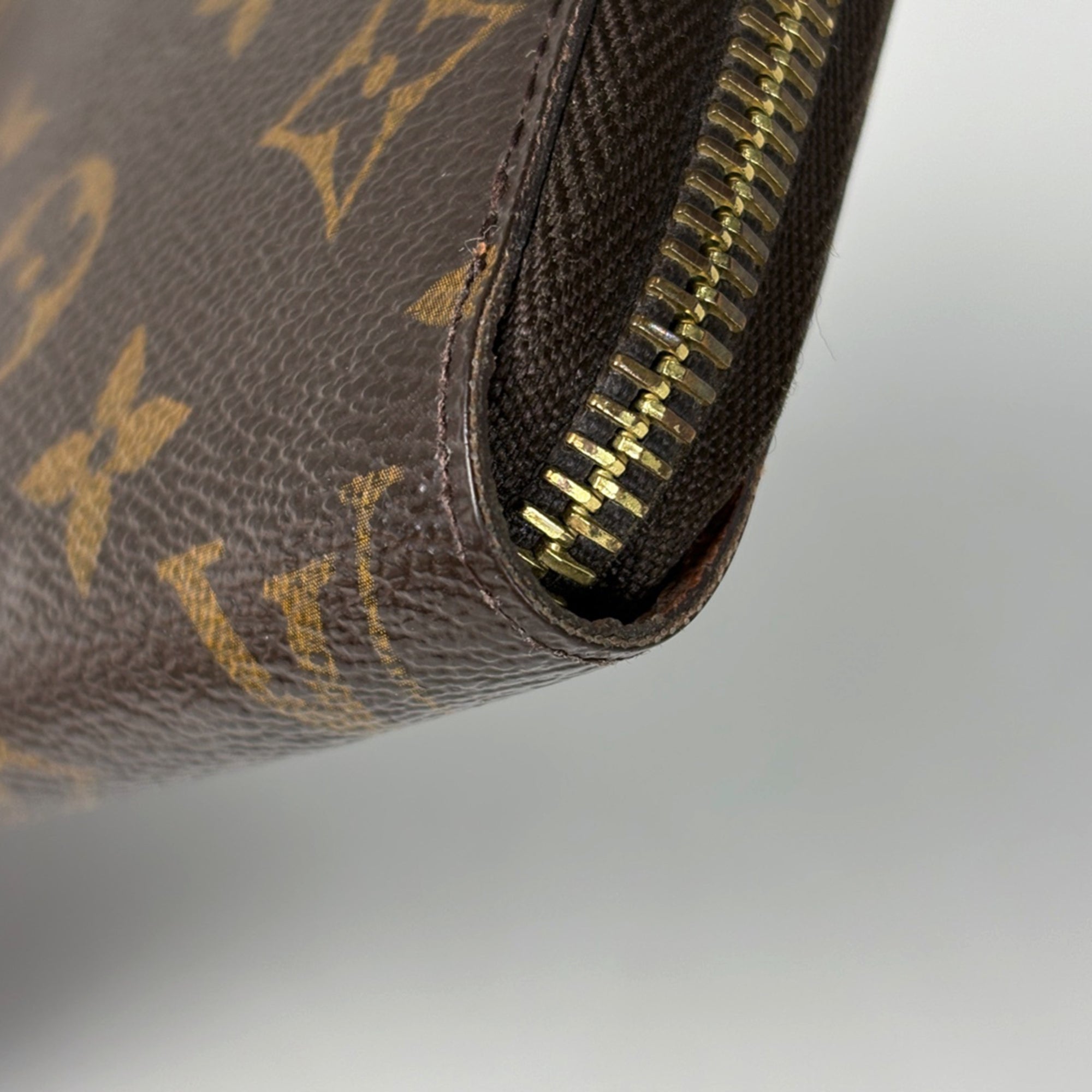 Louis Vuitton Monogram Brown Monogram Long Wallet (Bi-Fold) (Pre-Owned)