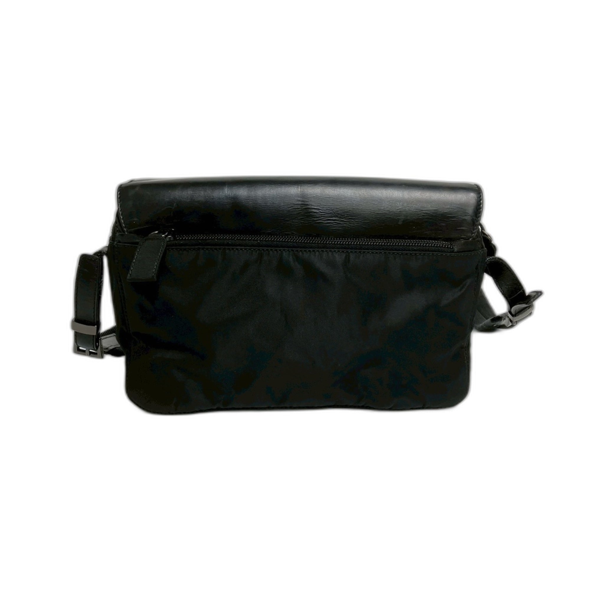 Prada Black Nylon Shoulder Bag (Pre-Owned)