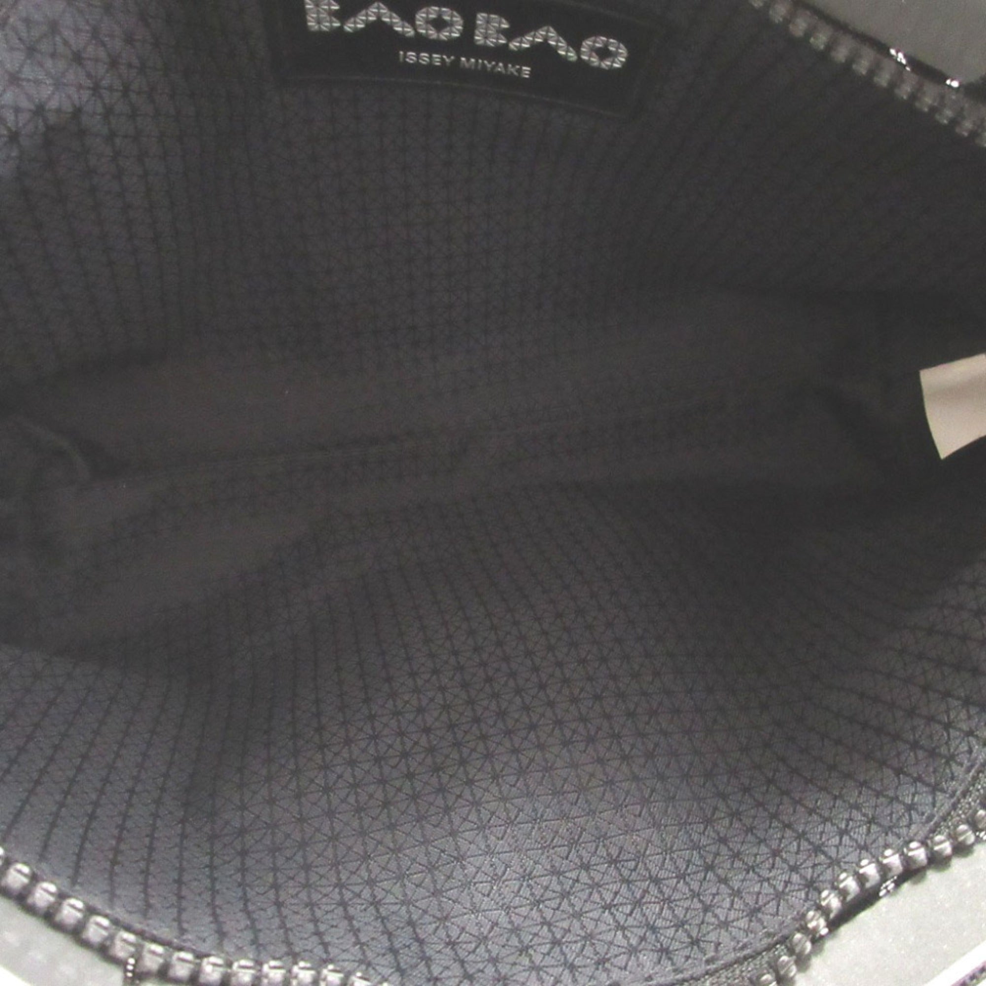 Issey Miyake Silver Pvc Clutch Bag Pouch (Pre-Owned)
