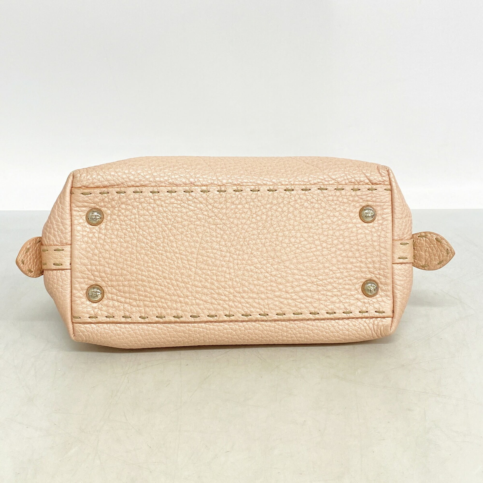 Fendi Pink Leather Handbag (Pre-Owned)