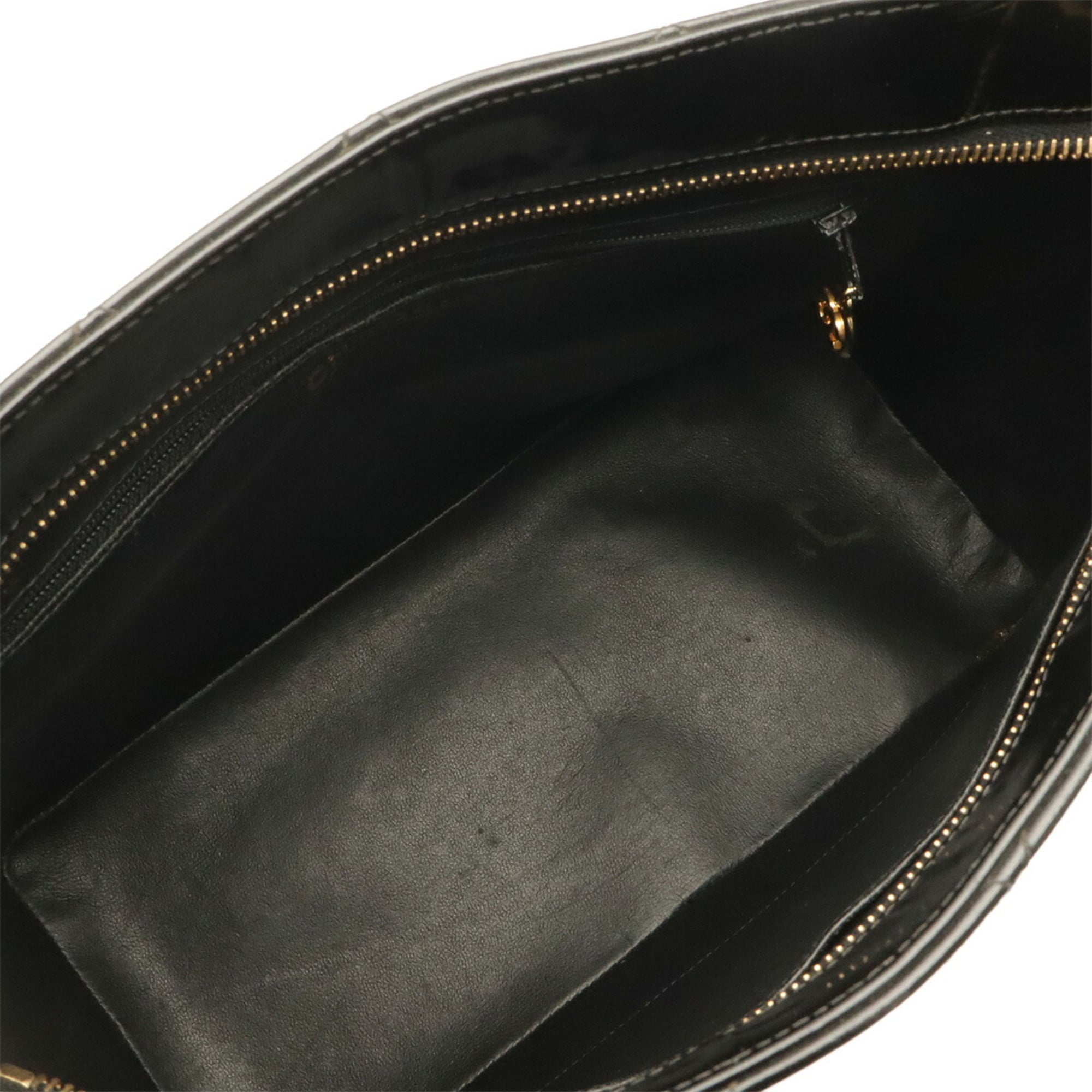 Chanel Matelasse Black Patent Leather Shoulder Bag Tote Bag (Pre-Owned)