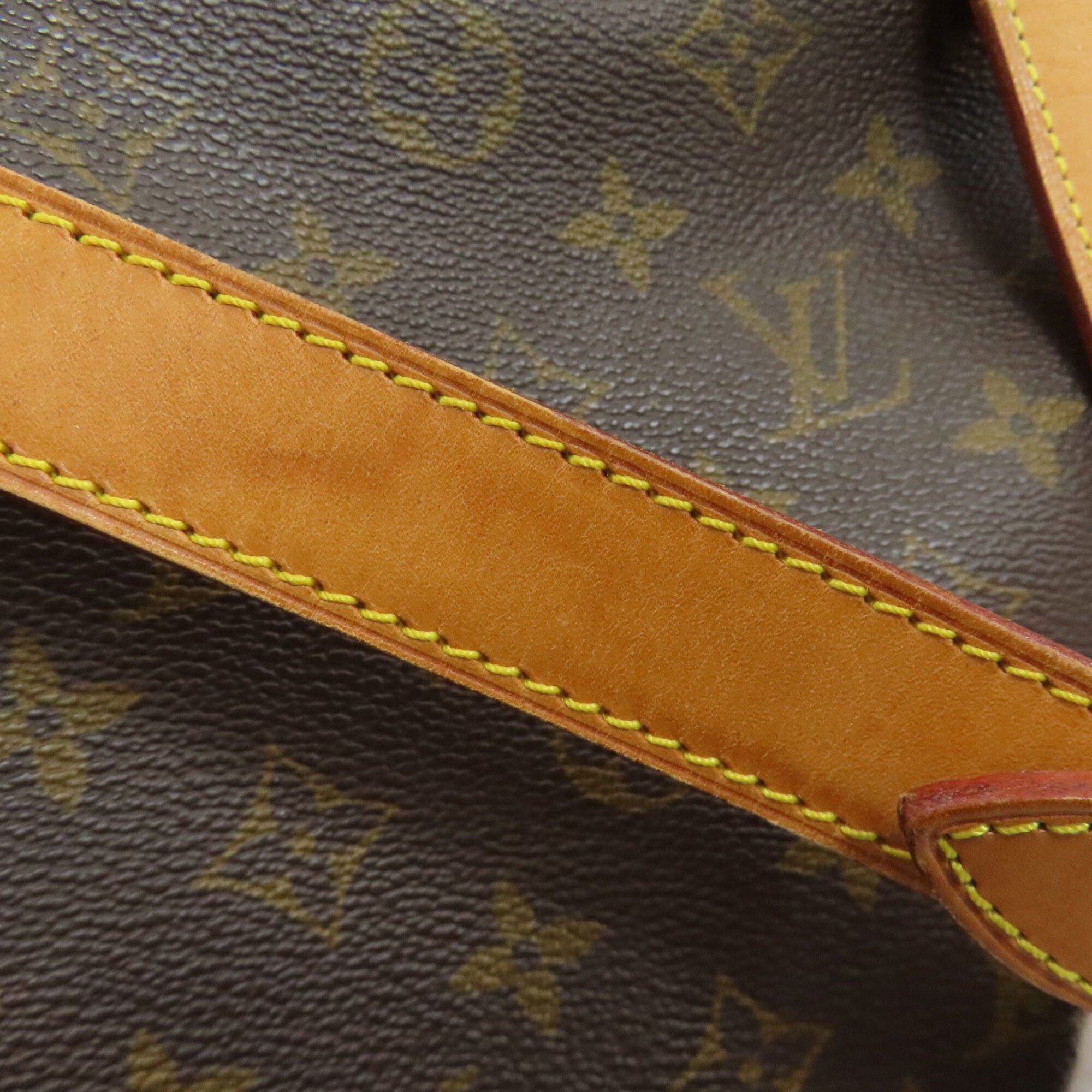 Louis Vuitton Monogram Monogram Monogram Canvas Shoulder Bag (Pre-Owned)