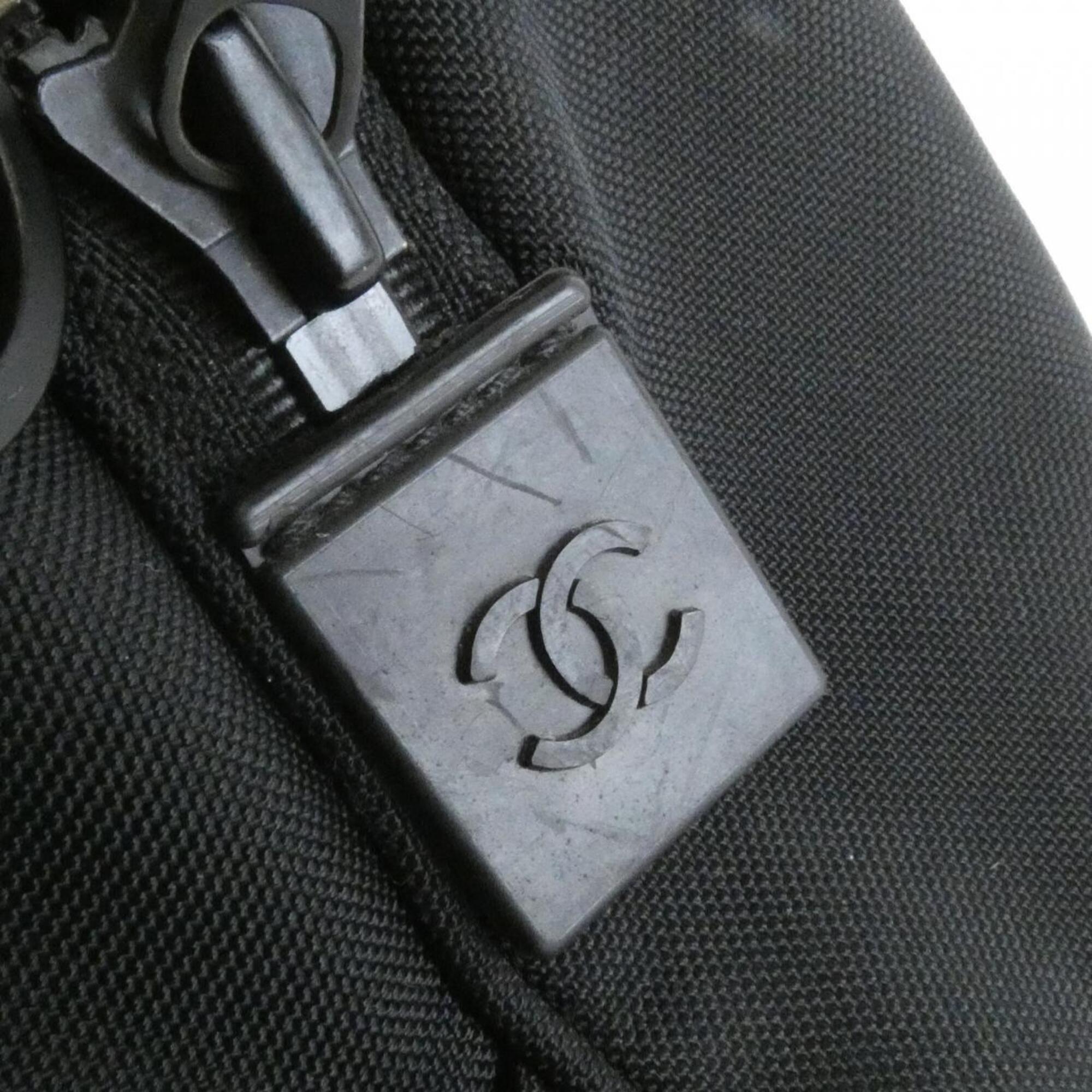 Chanel Black Canvas Shoulder Bag (Pre-Owned)