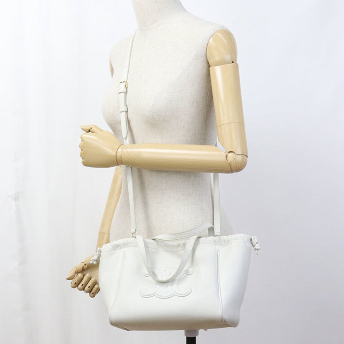 Celine White Leather Handbag (Pre-Owned)