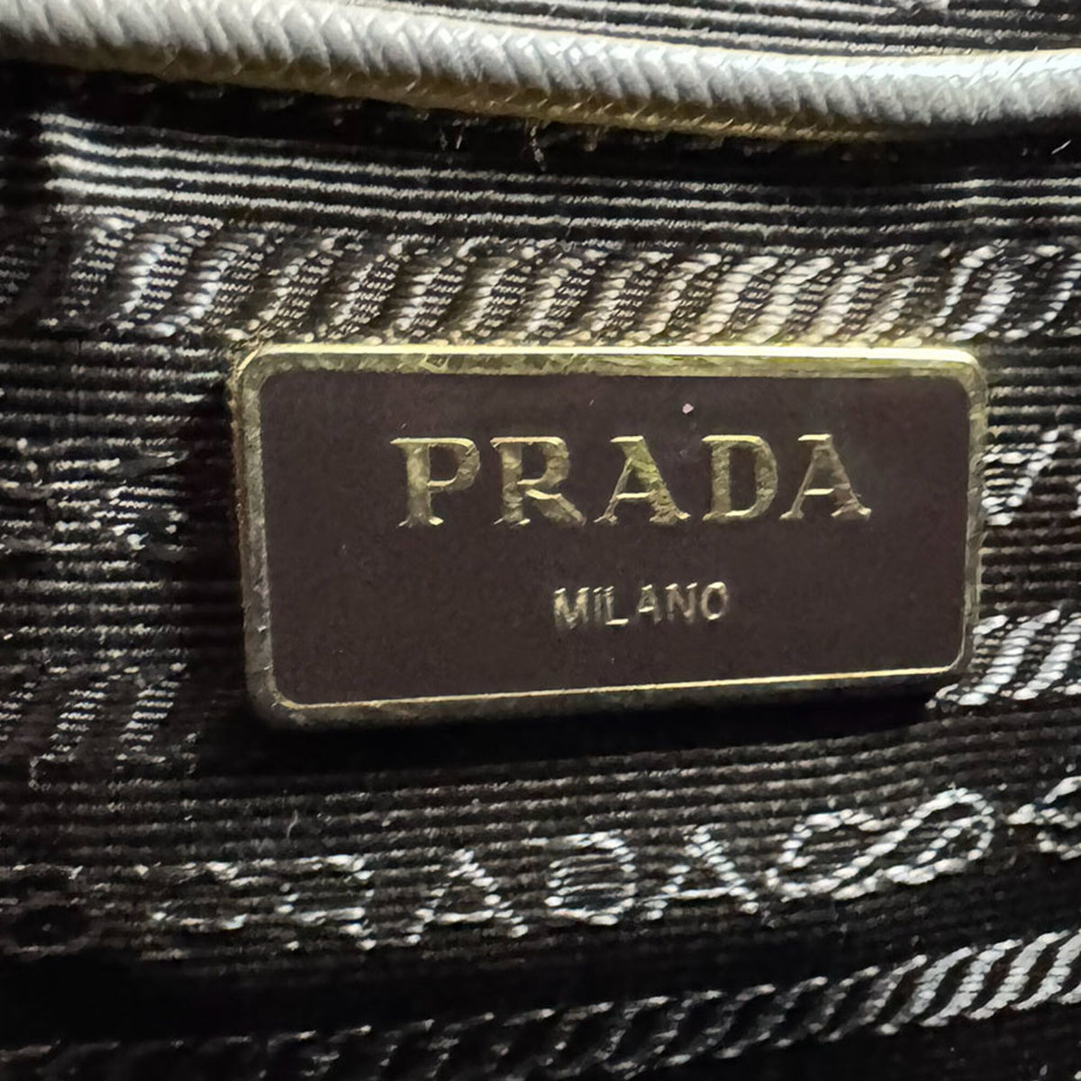 Prada Gray Leather Handbag Shoulder Bag (Pre-Owned)