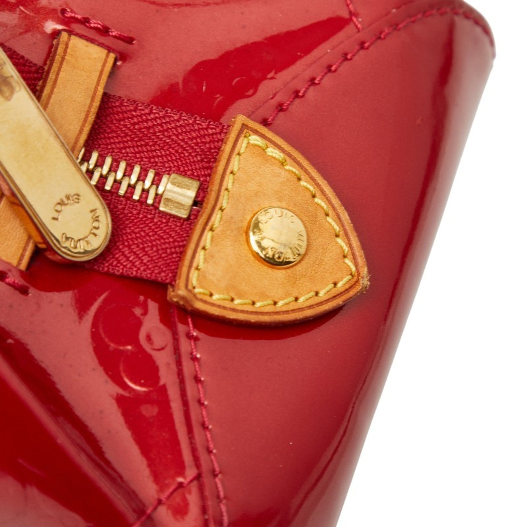 Louis Vuitton Pomme D'amour Red Color Patent Leather Handbag (Pre-Owned)