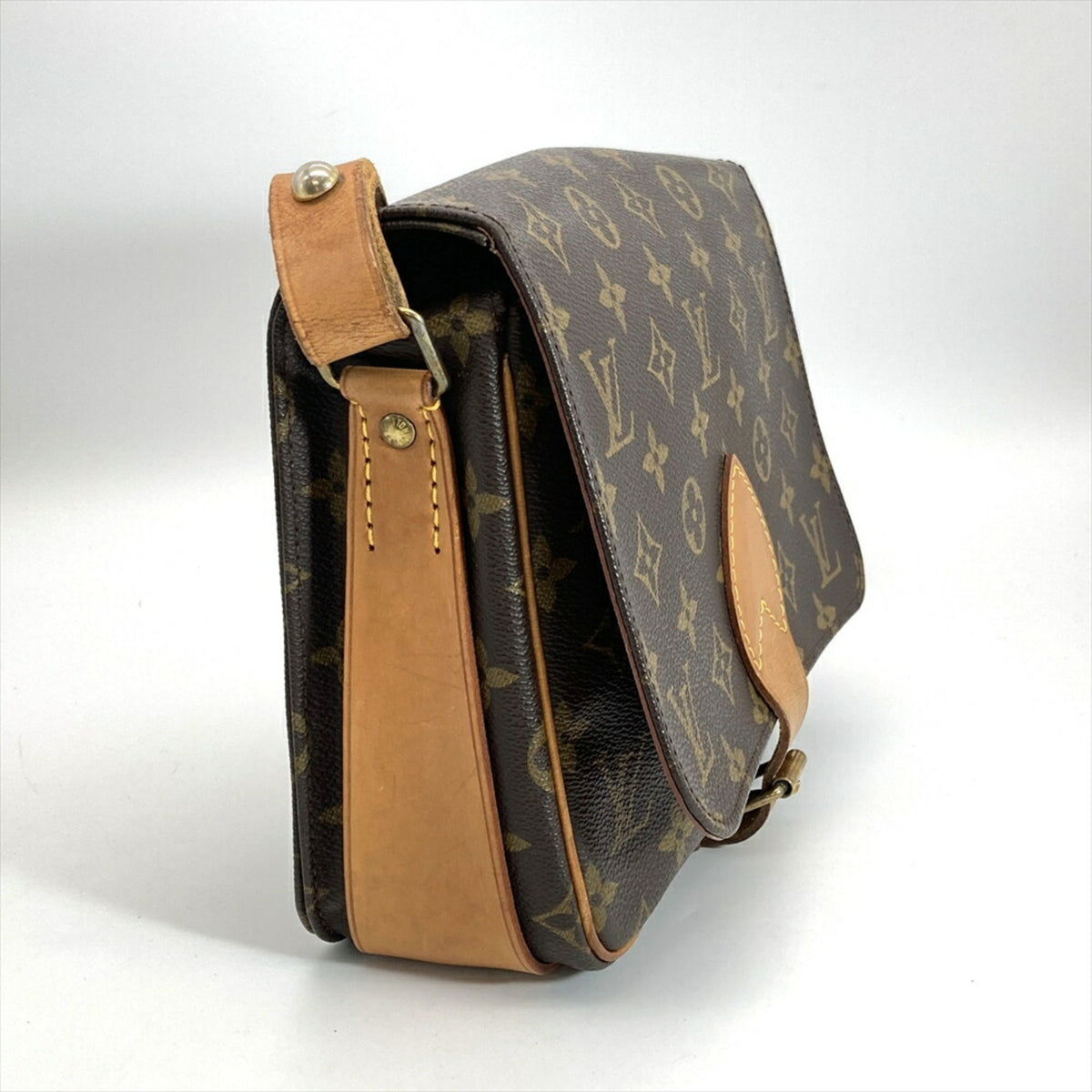 Louis Vuitton Brown Monogram Monogram Shoulder Bag (Pre-Owned)