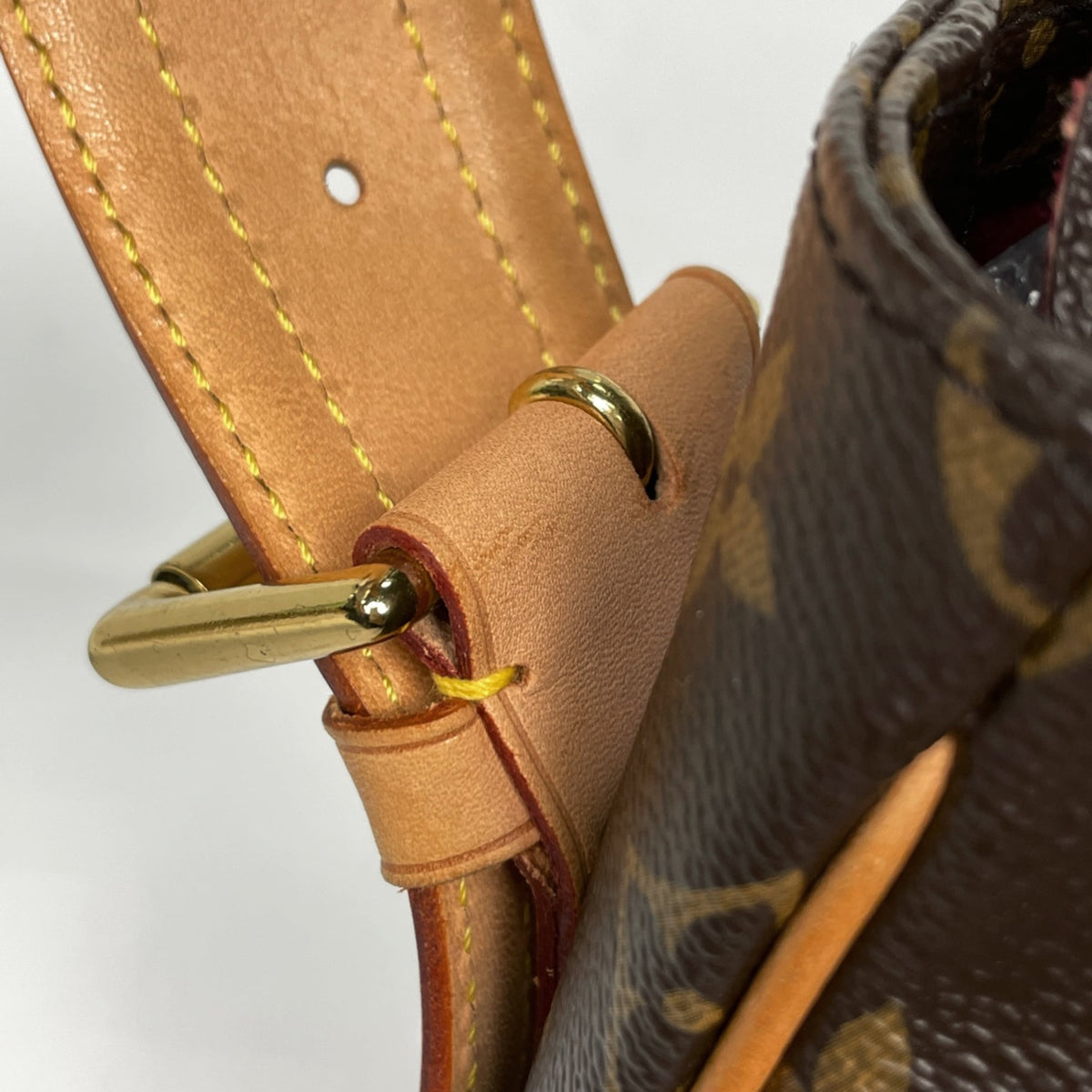 Louis Vuitton Brown Monogram Shoulder Bag (Pre-Owned)