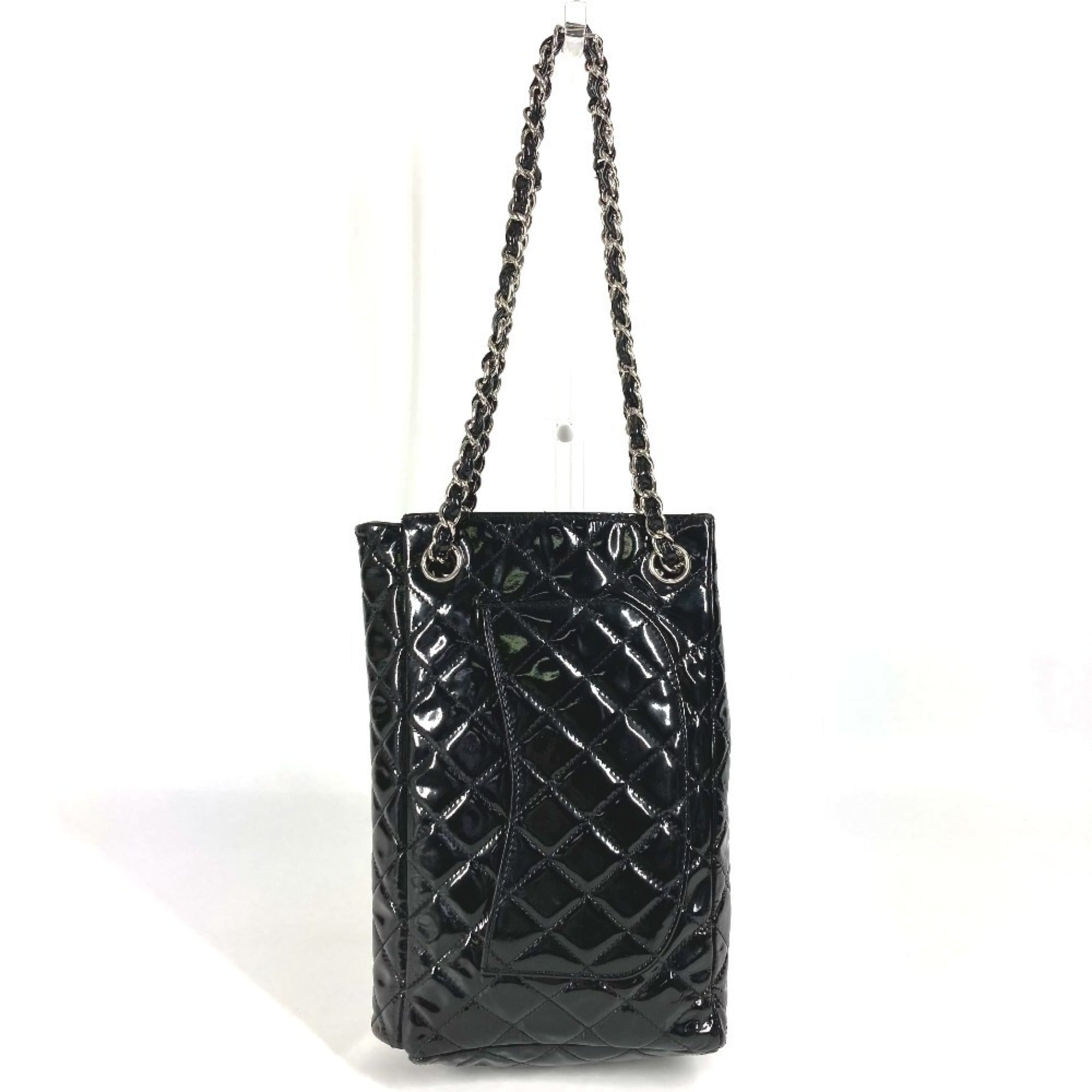Chanel Matelasse Black Shoulder Bag (Pre-Owned)