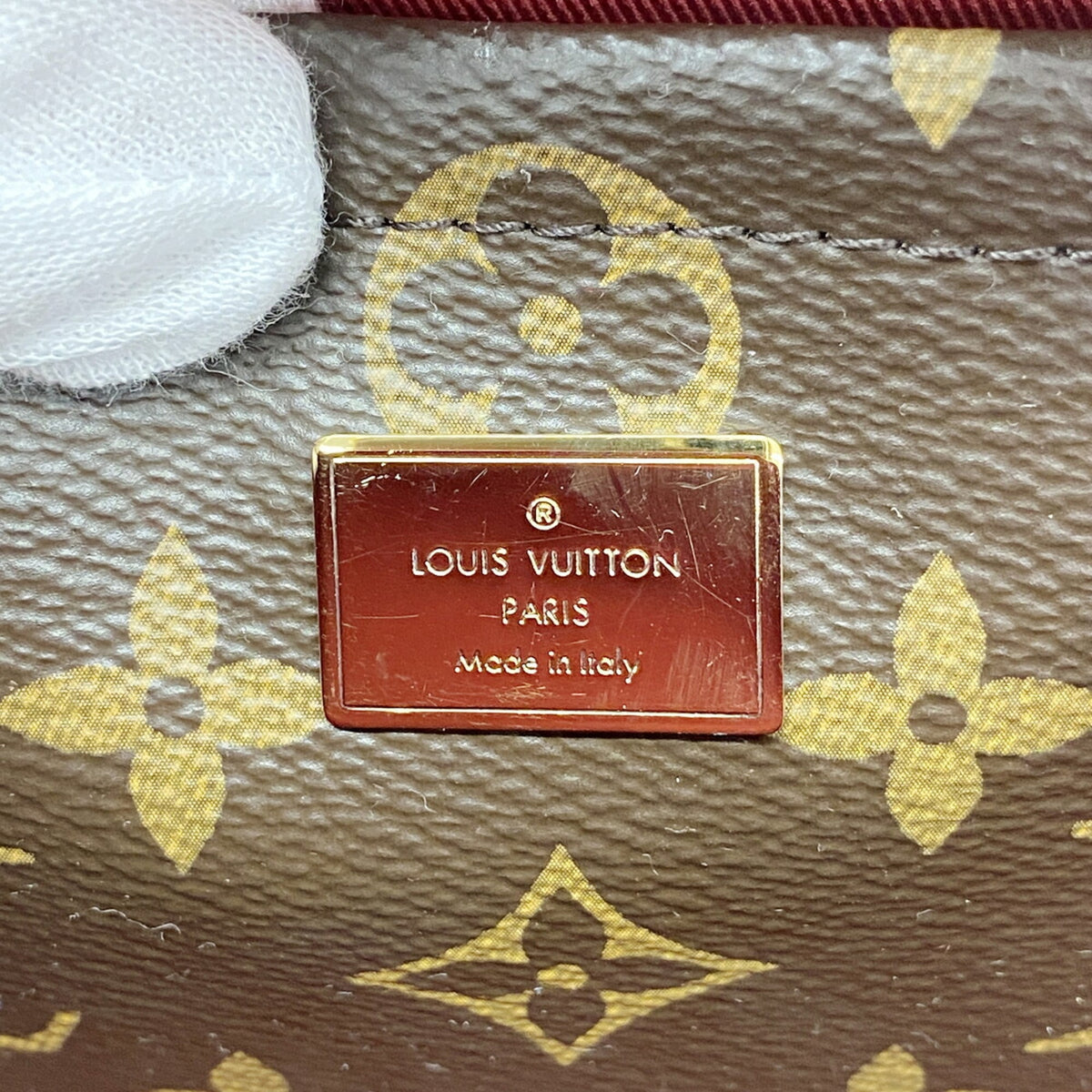 Louis Vuitton Sacrlet Shoulder Bag (Pre-Owned)