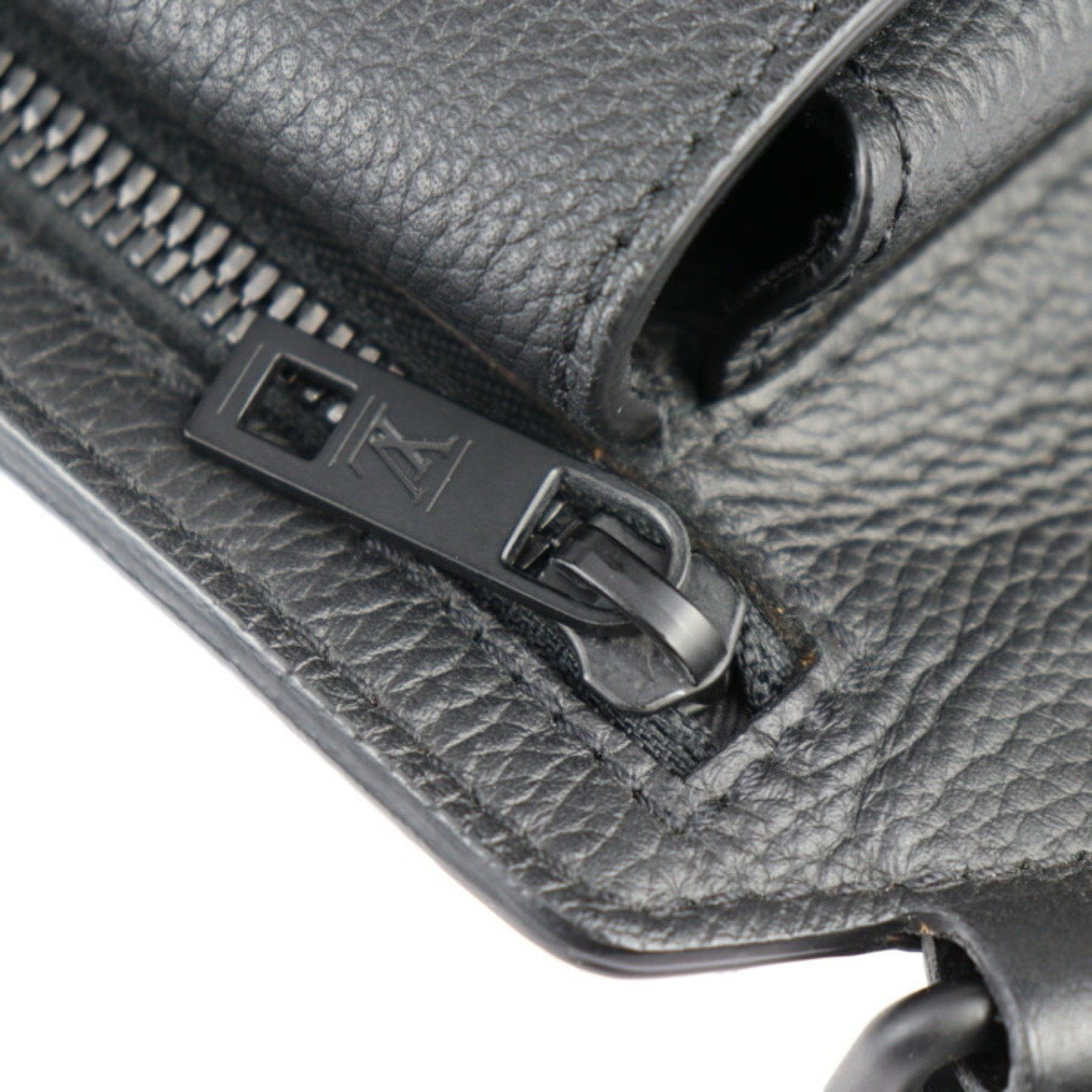 Louis Vuitton Black Noir Leather Pouch Sling Bag (Pre-Owned)