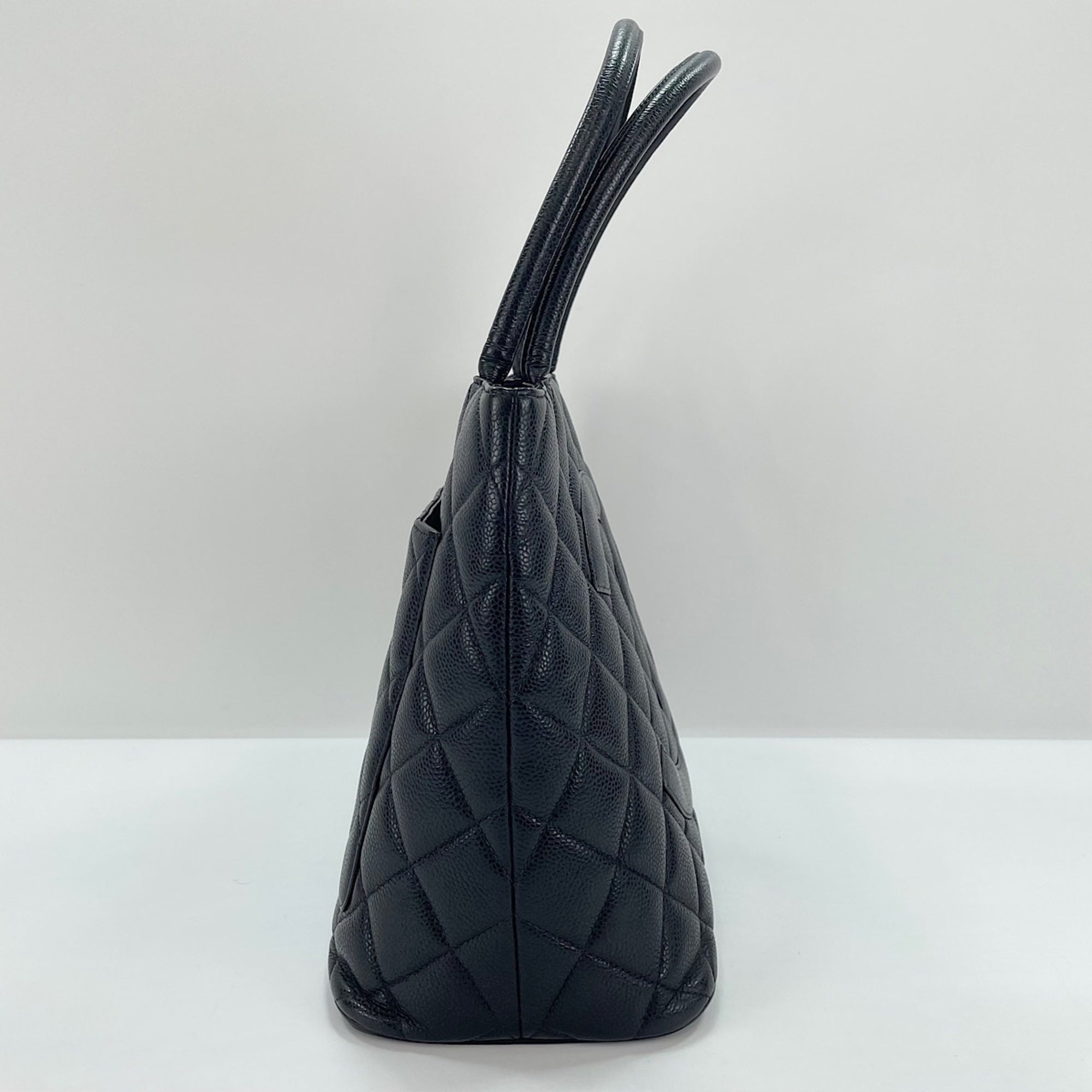 Chanel Black Tote Bag (Pre-Owned)