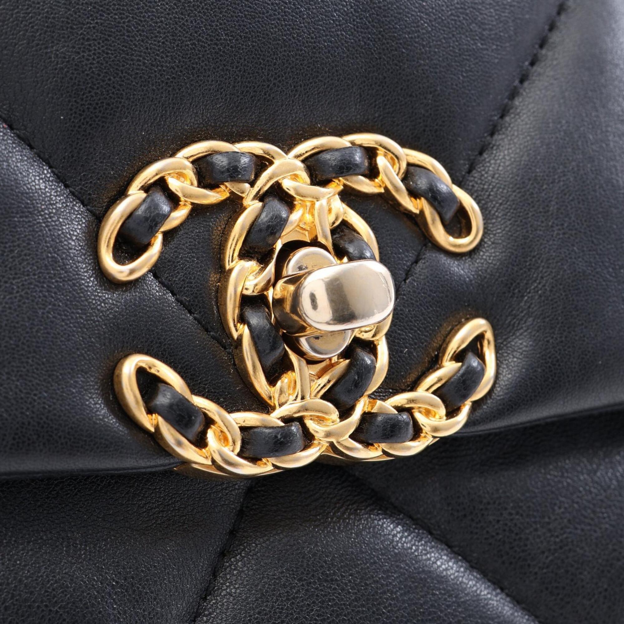 Chanel Black Leather Handbag Shoulder Bag (Pre-Owned)