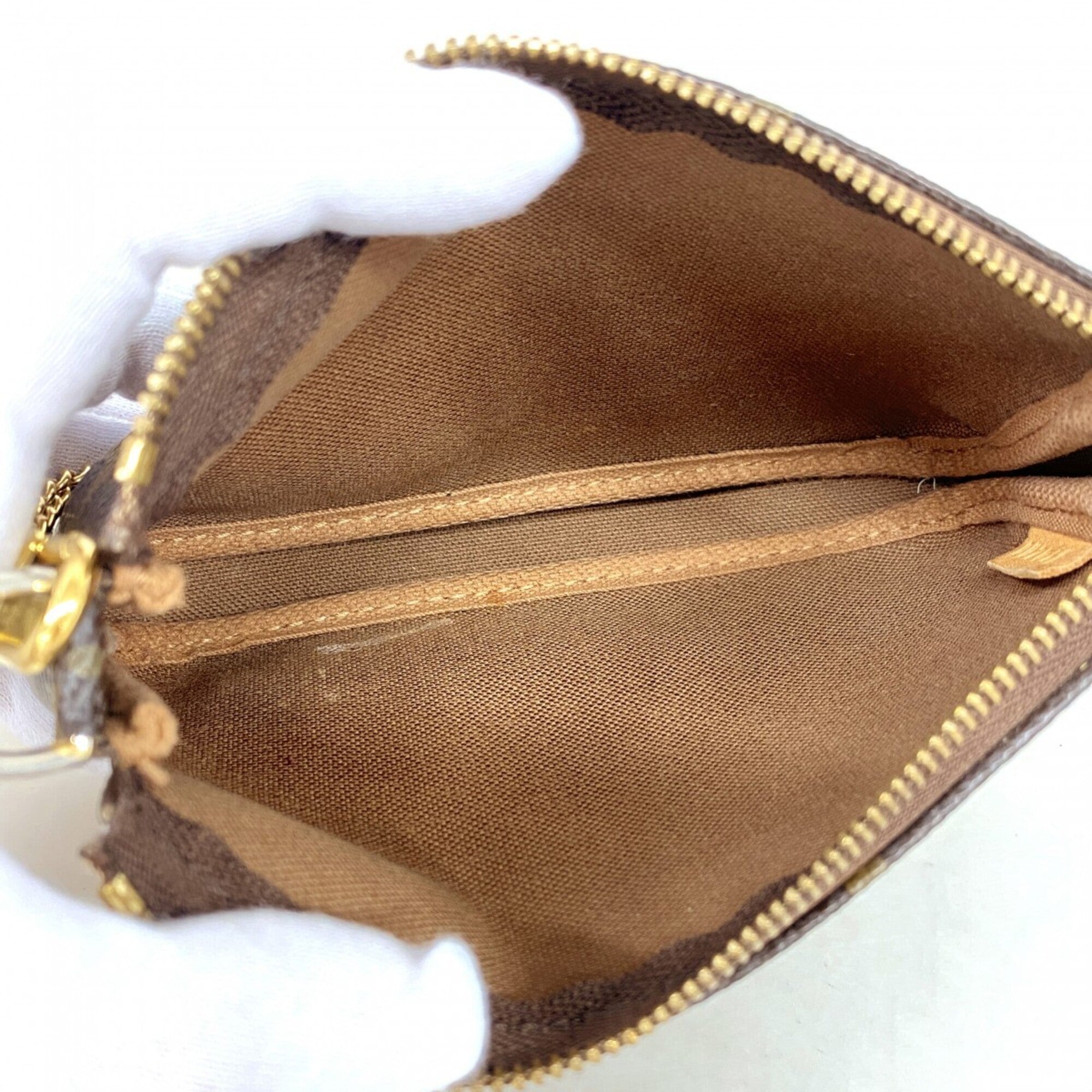 Louis Vuitton Brown Pouch (Pre-Owned)