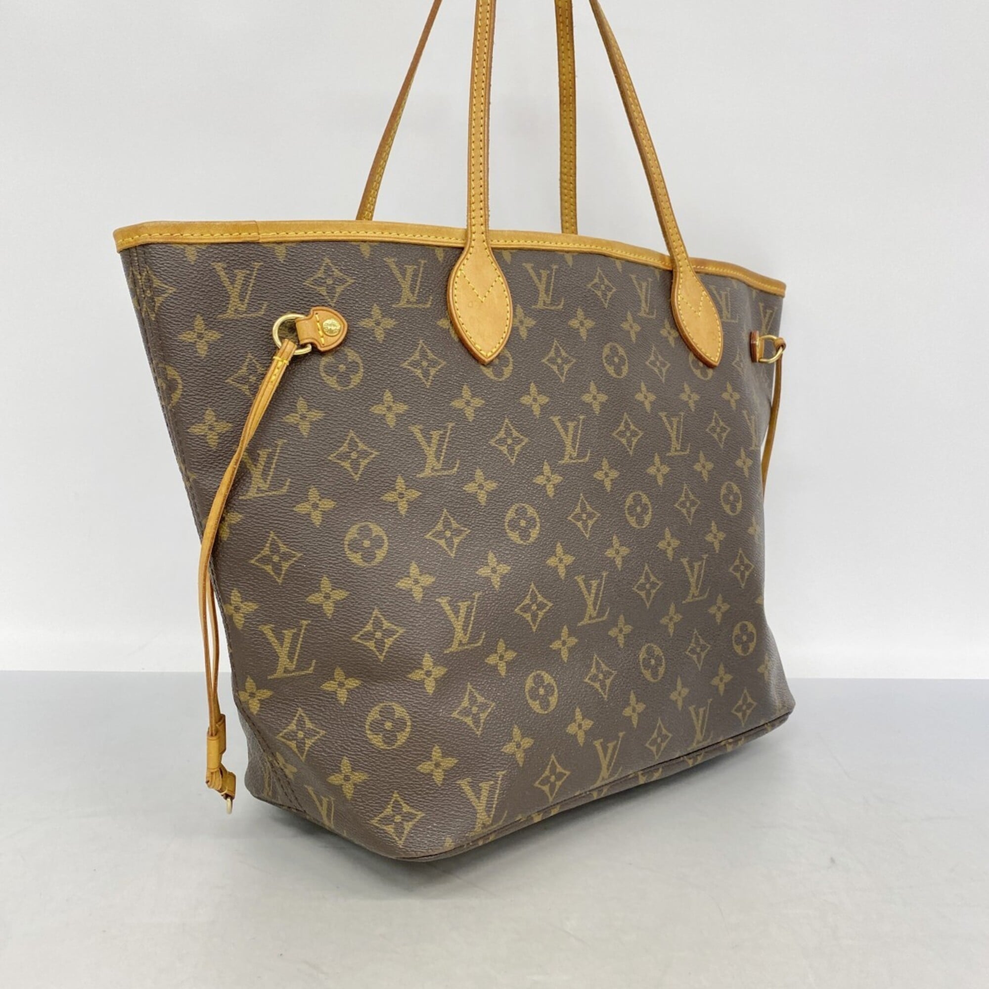 Louis Vuitton Brown Tote Bag (Pre-Owned)