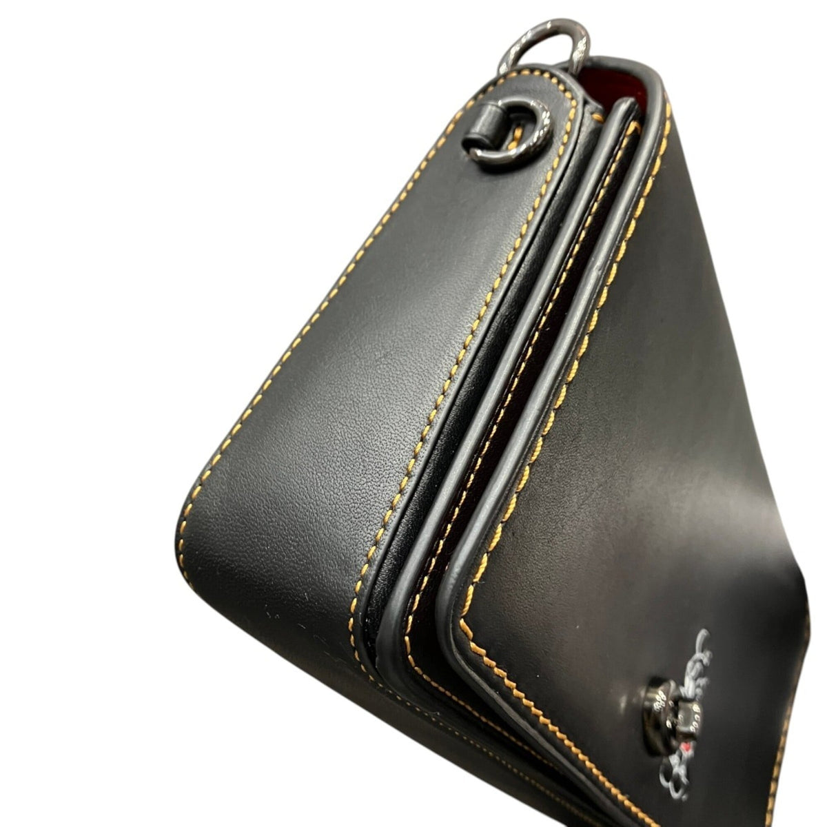 Coach Black Leather Shoulder Bag (Pre-Owned)