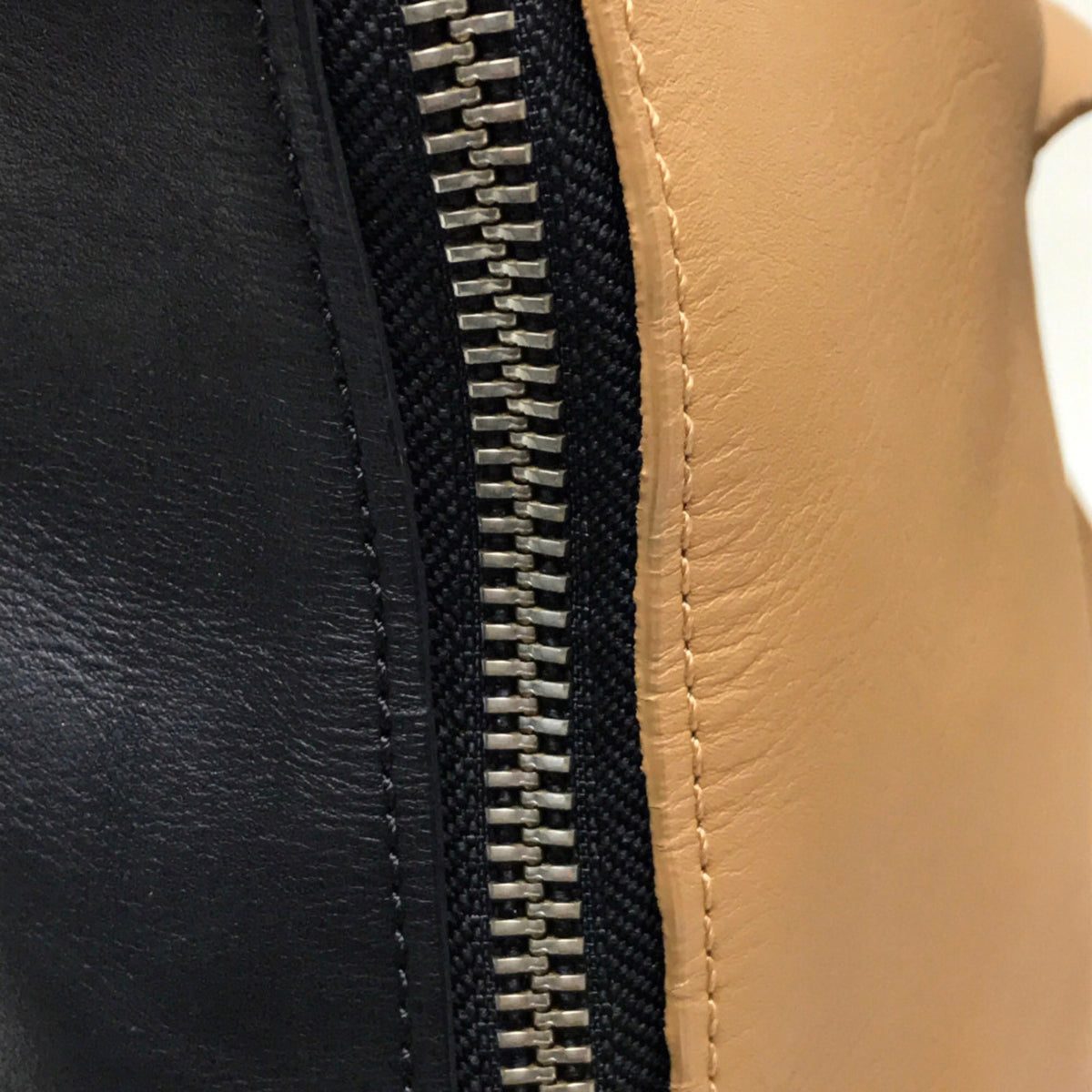 3.1 Phillip Lim Beige Black Leather Handbag Tote Bag (Pre-Owned)