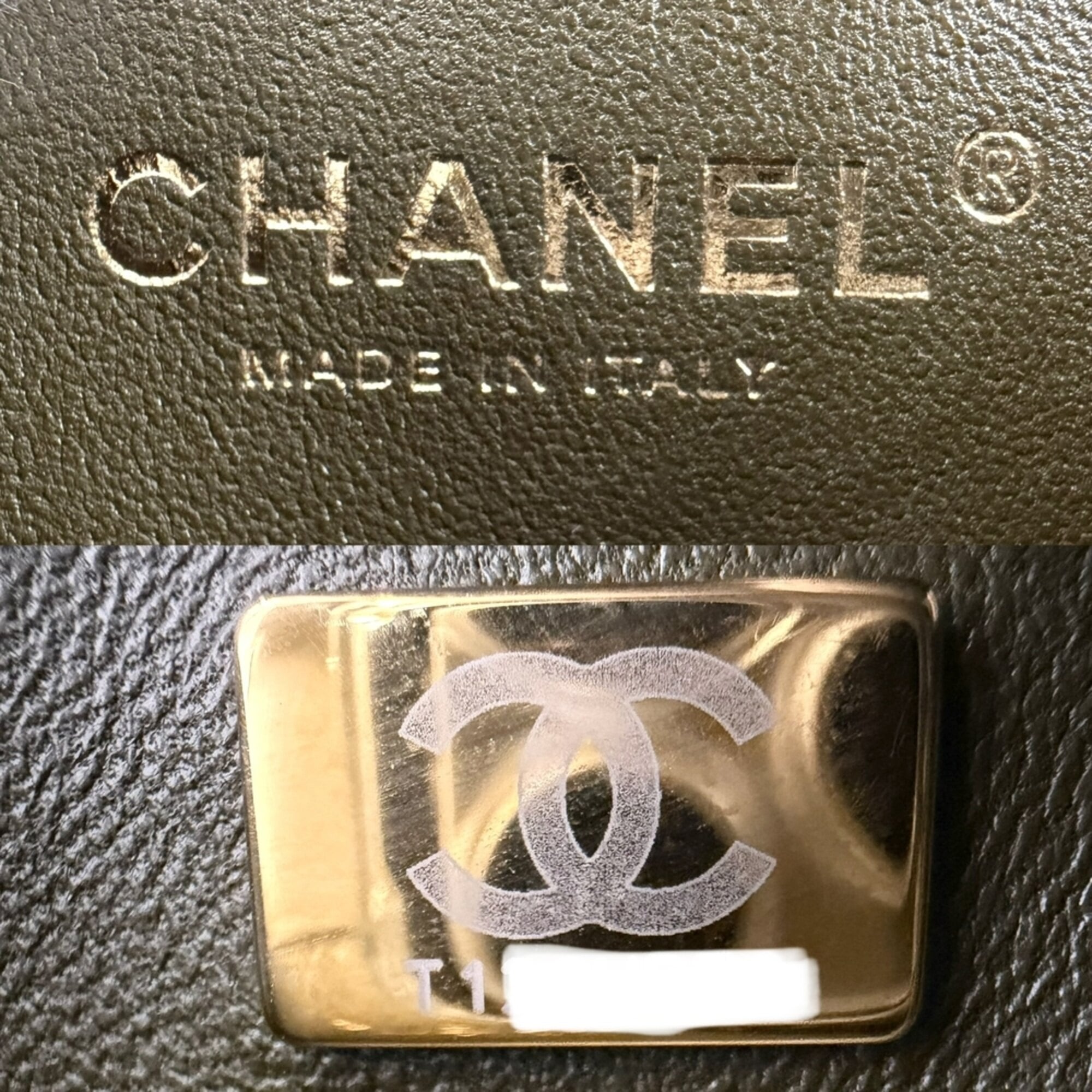 Chanel Khaki White Leather Shoulder Bag (Pre-Owned)