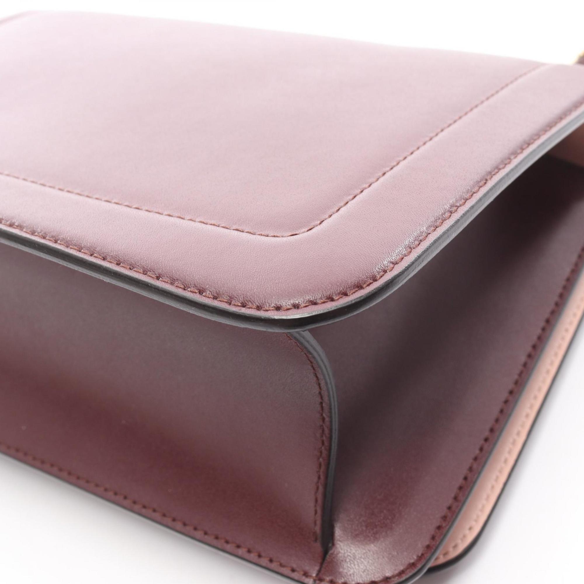 Salvatore Ferragamo Bordeaux Leather Shoulder Bag (Pre-Owned)