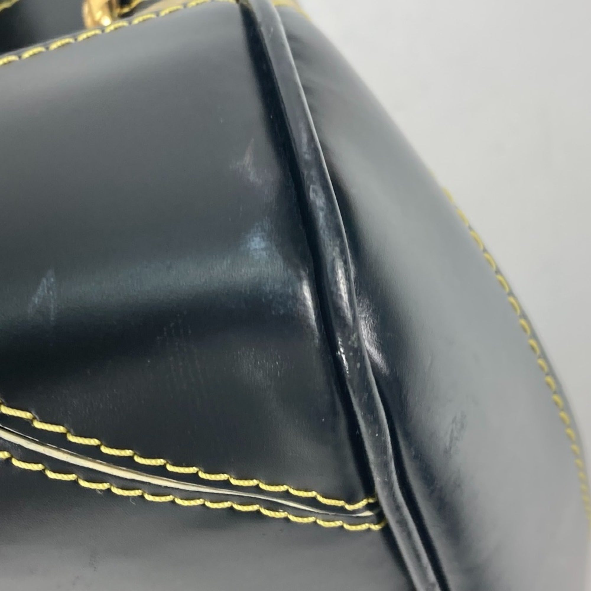 Louis Vuitton Black Noir Suhali Leather Handbag Shoulder Bag (Pre-Owned)