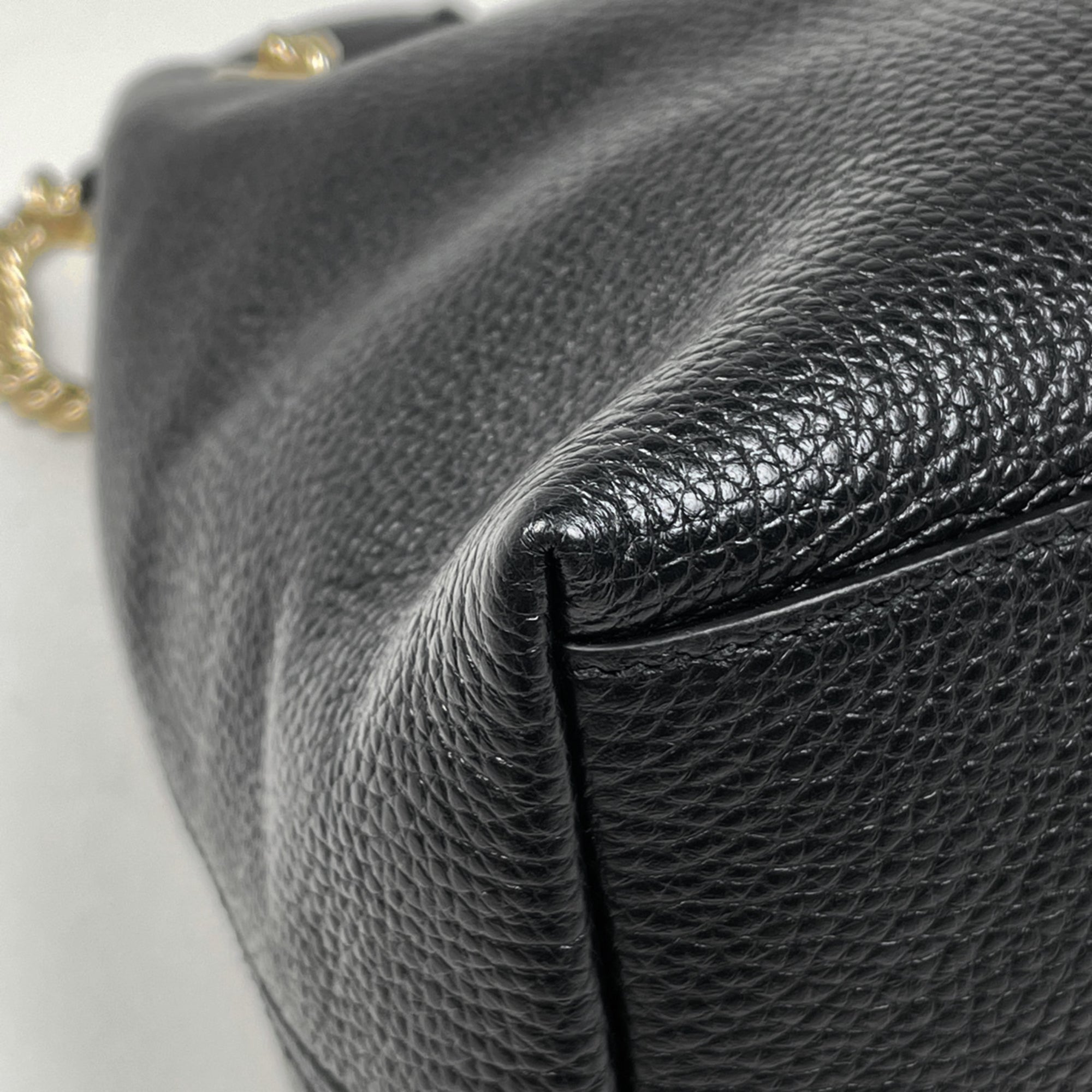 Gucci Black Leather Shoulder Bag (Pre-Owned)