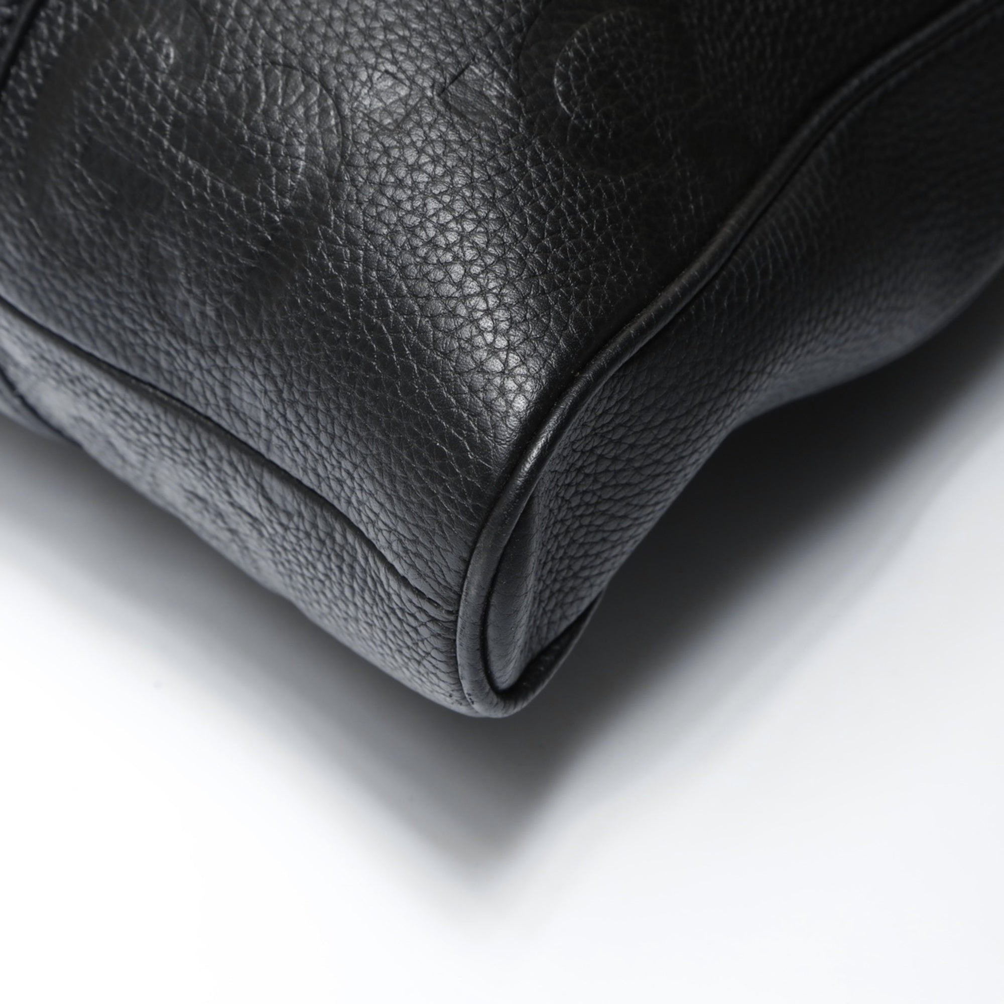 Gucci Black Gg Leather Tote Bag (Pre-Owned)