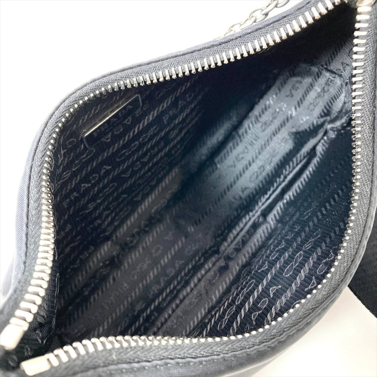Prada Black Nylon Handbag Shoulder Bag (Pre-Owned)