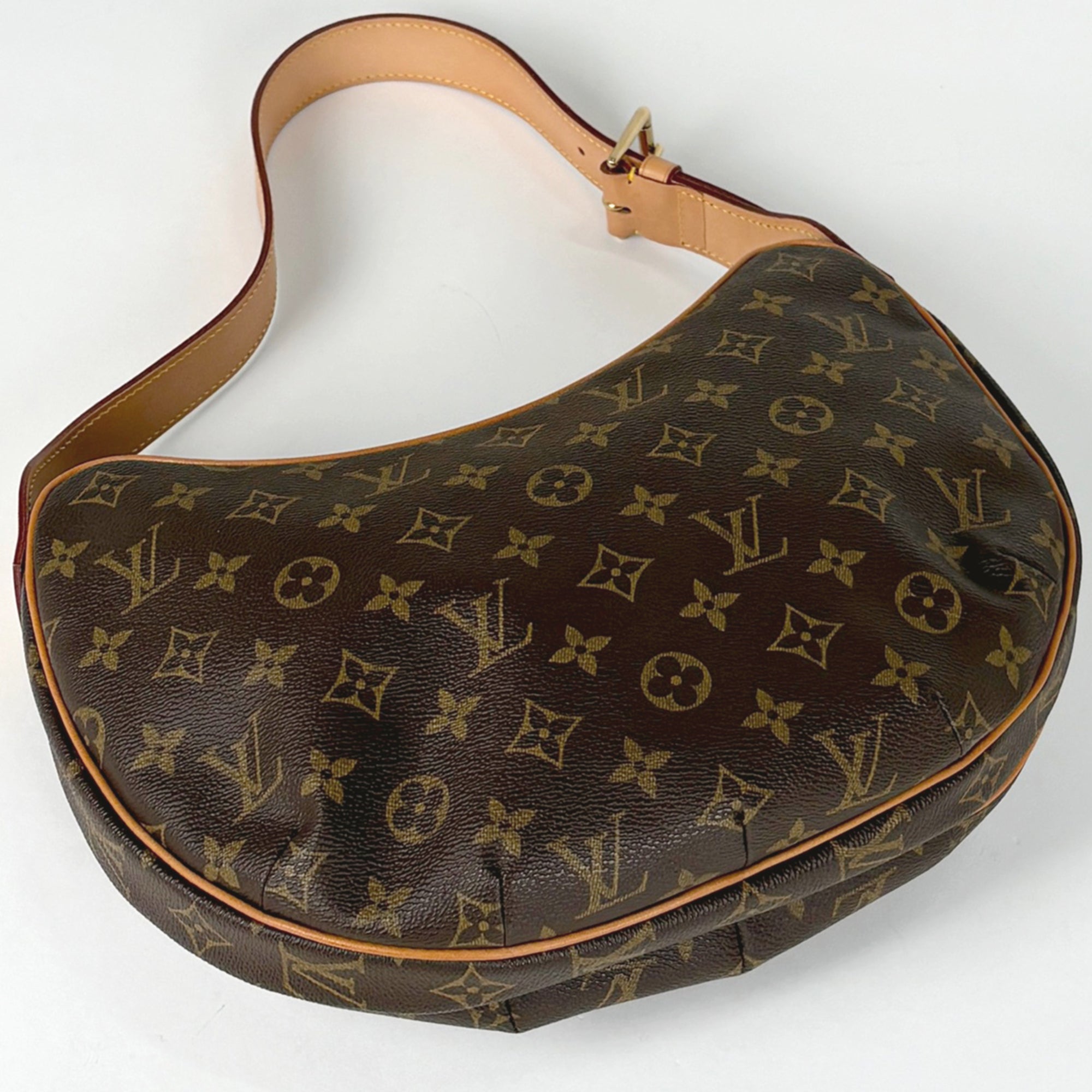 Louis Vuitton Brown Monogram Monogram Shoulder Bag (Pre-Owned)