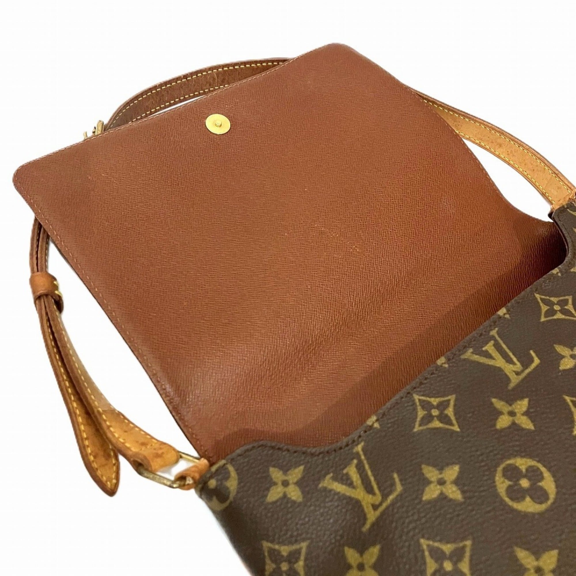 Louis Vuitton Brown Monogram Shoulder Bag (Pre-Owned)