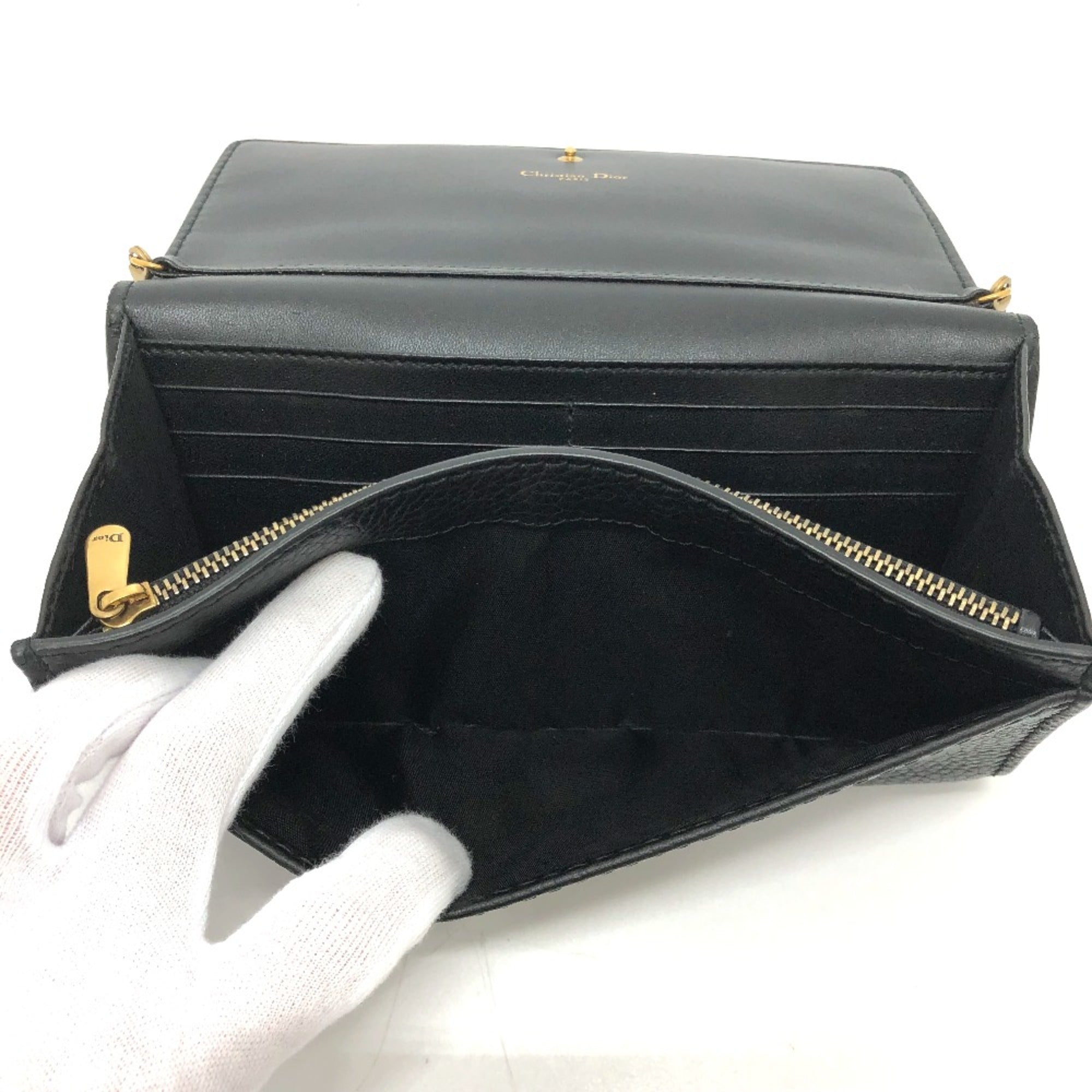 Christian Dior Black Leather Shoulder Bag (Pre-Owned)