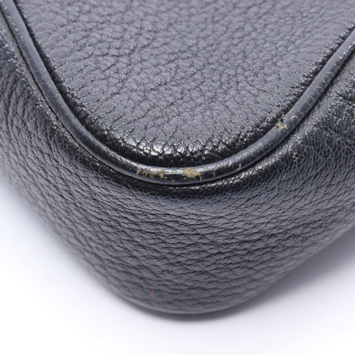 Salvatore Ferragamo Black Leather Handbag Shoulder Bag (Pre-Owned)