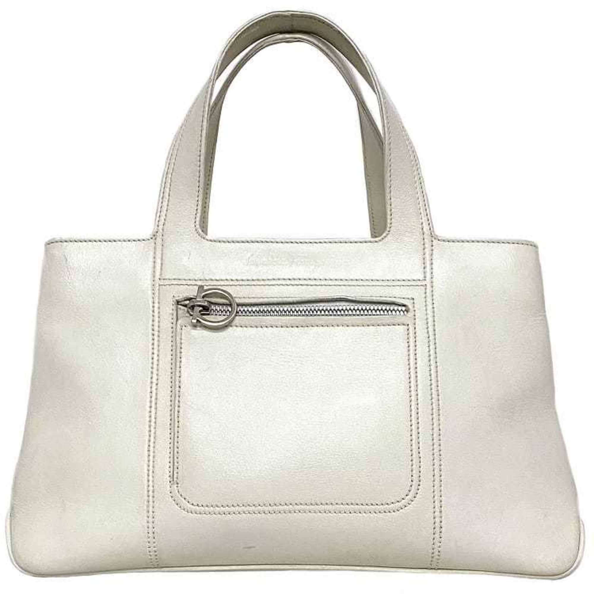 Salvatore Ferragamo Gancini White Leather Tote Bag (Pre-Owned)