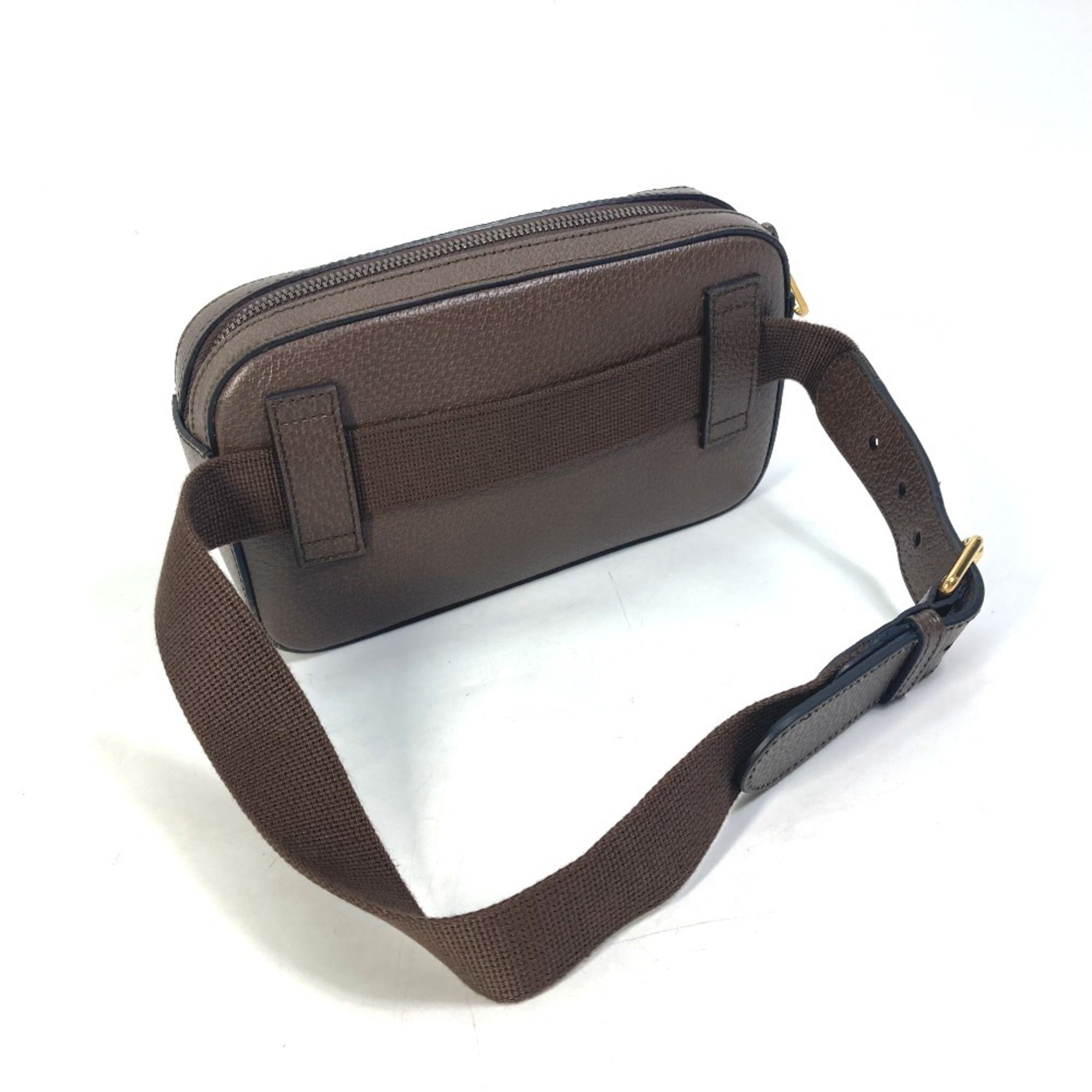 Gucci Brown Leather Fanny Pack Sling Bag (Pre-Owned)