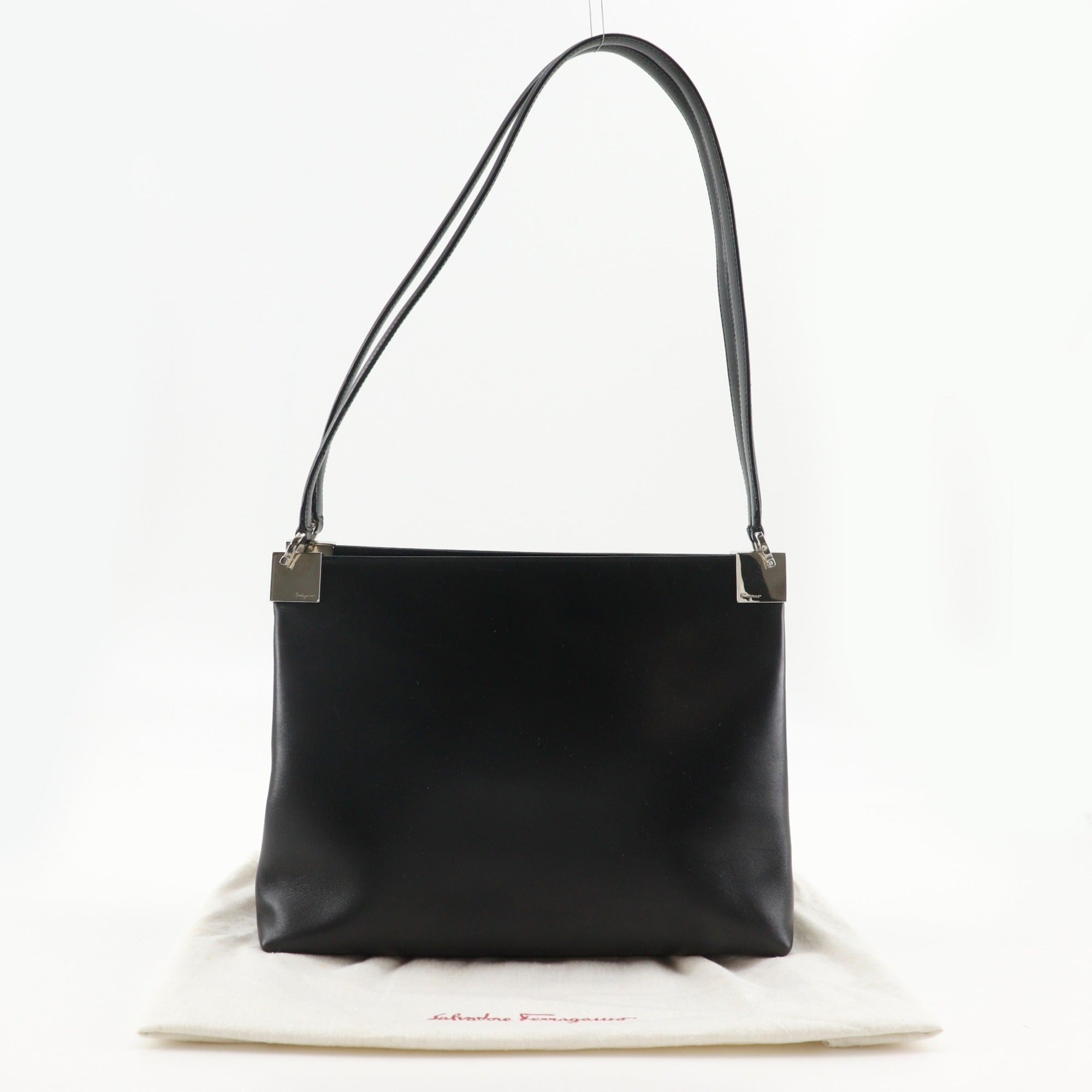 Salvatore Ferragamo Gancini Black Leather Tote Bag (Pre-Owned)
