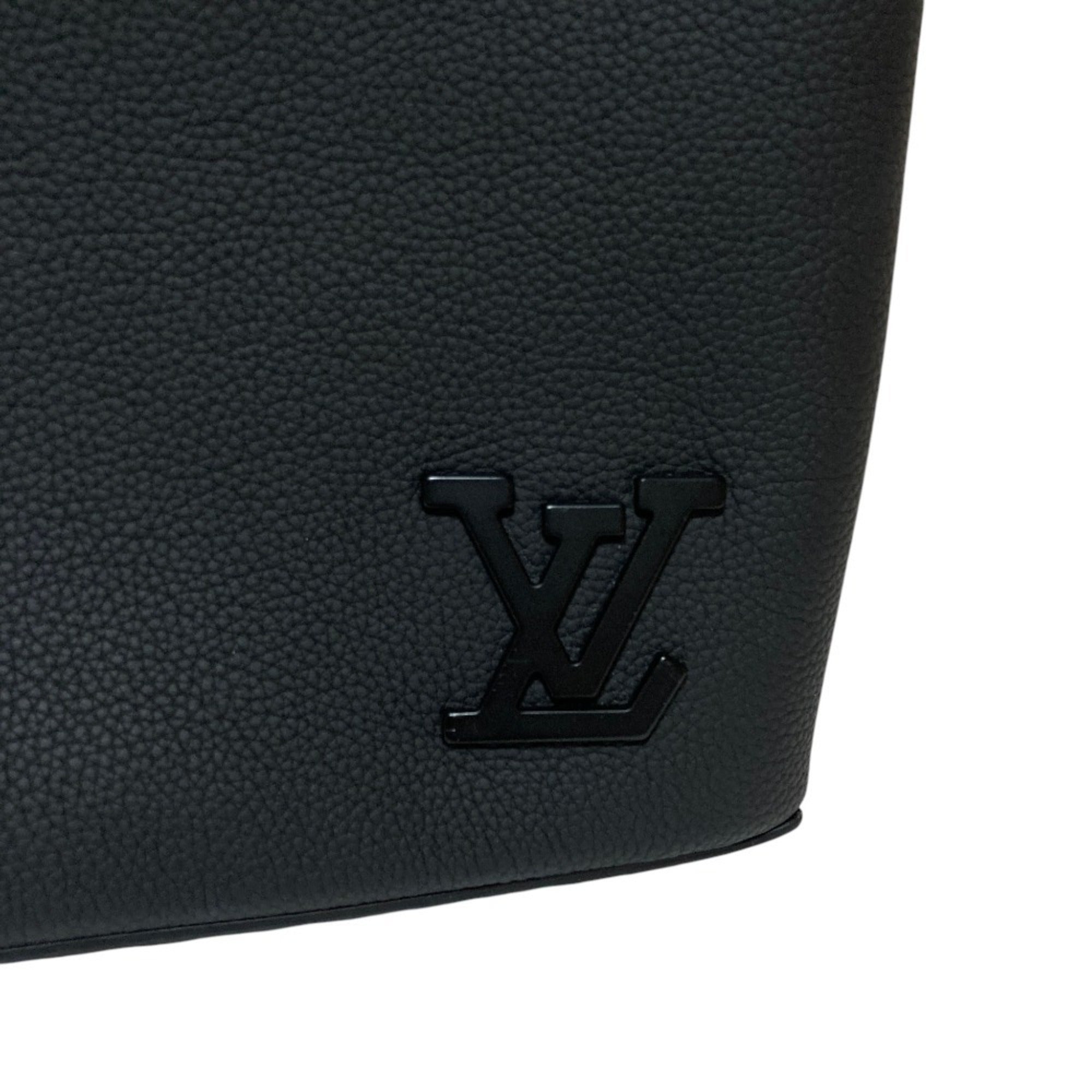 Louis Vuitton Noir Leather Clutch Bag Handbag Pouch (Pre-Owned)