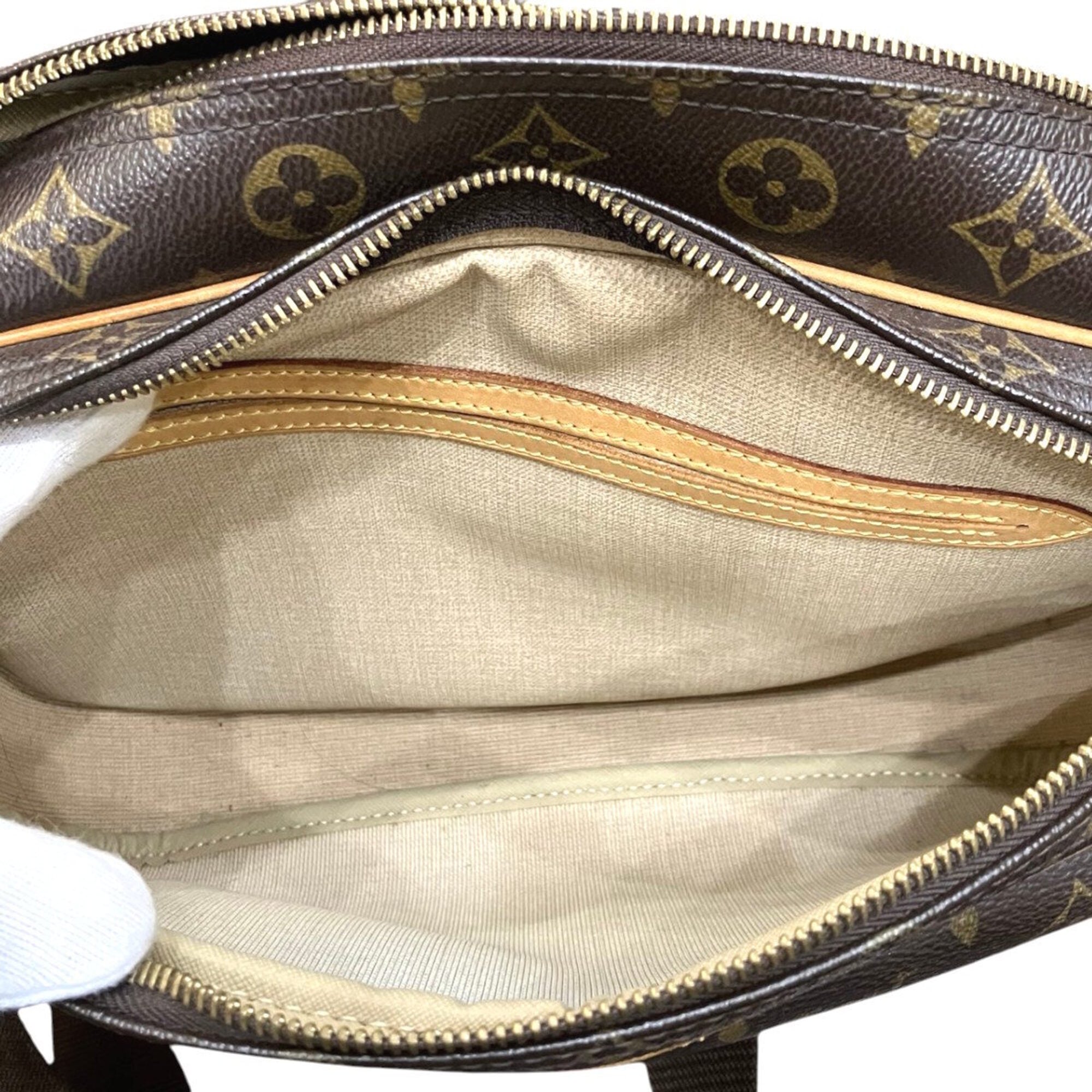 Louis Vuitton Monogram Brown Monogram Shoulder Bag (Pre-Owned)