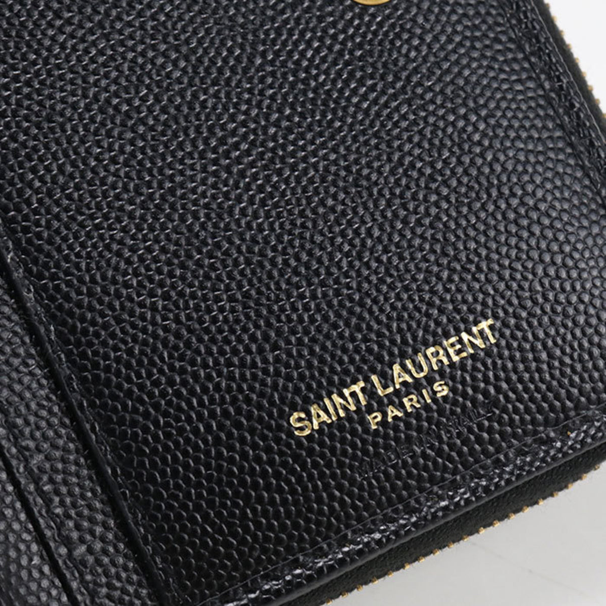 Saint Laurent Black Leather Wallet (Bi-Fold) (Pre-Owned)