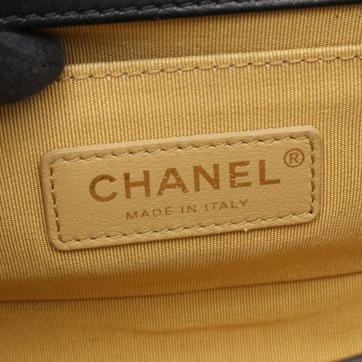 Chanel Black Leather Handbag Shoulder Bag (Pre-Owned)