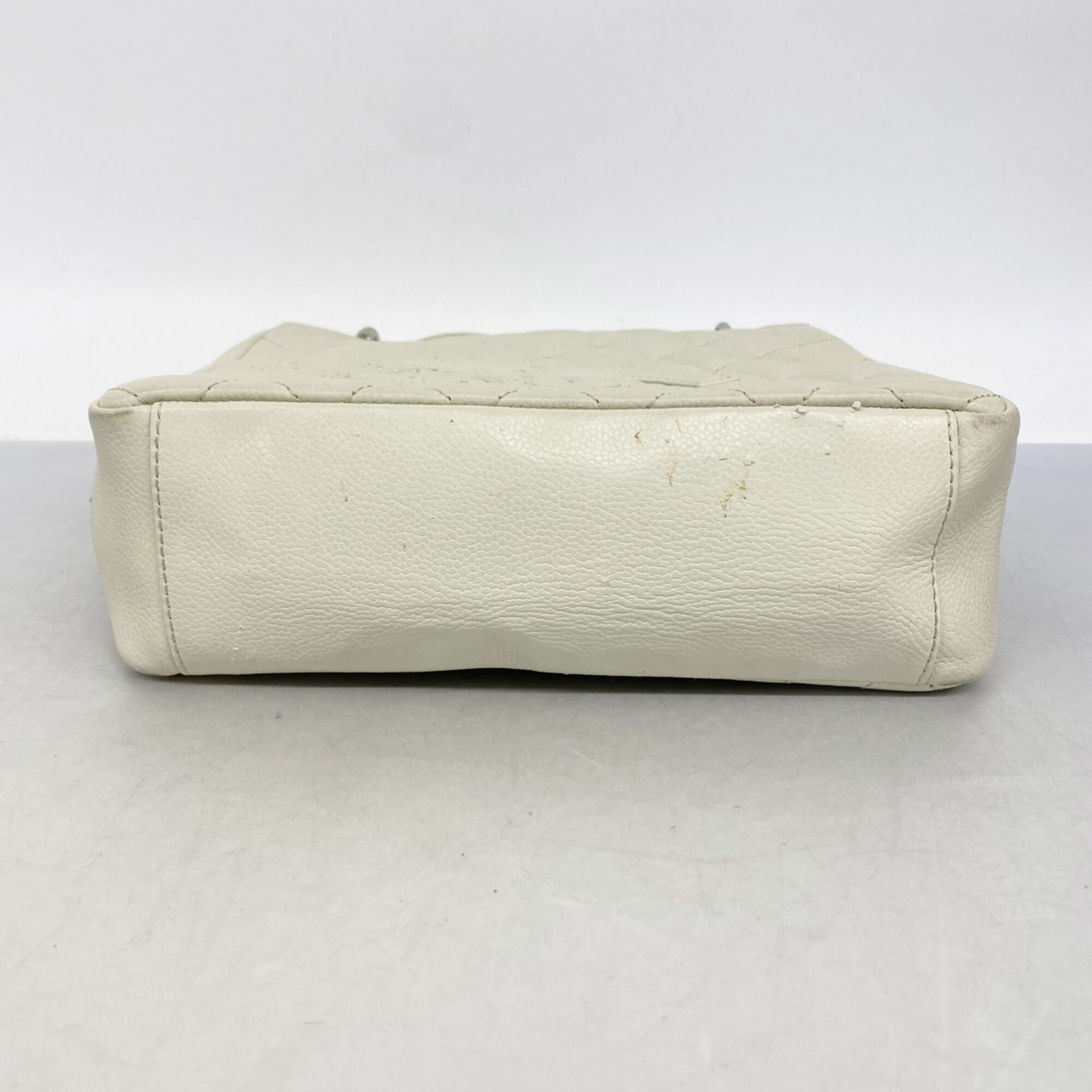 Chanel Ivory Grained Calfskin Tote Bag (Pre-Owned)