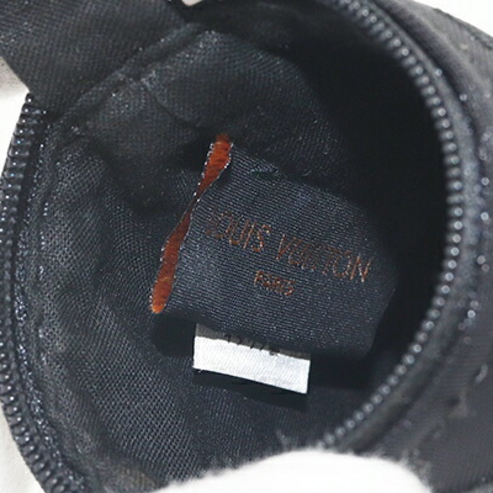 Louis Vuitton Black Monogram Handbag Pouch (Pre-Owned)