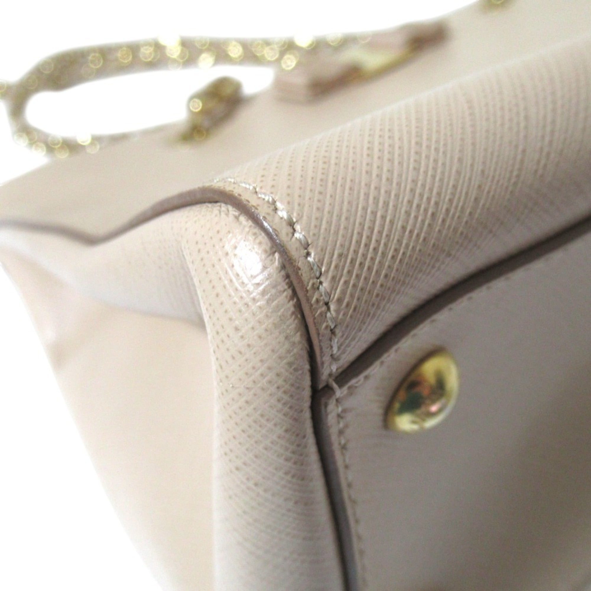 Salvatore Ferragamo Beige Shoulder Bag Tote Bag (Pre-Owned)