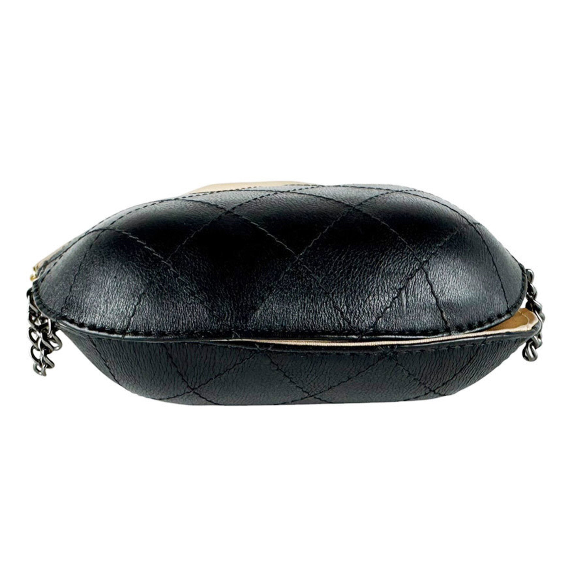 Chanel Beige Black Leather Shoulder Bag (Pre-Owned)