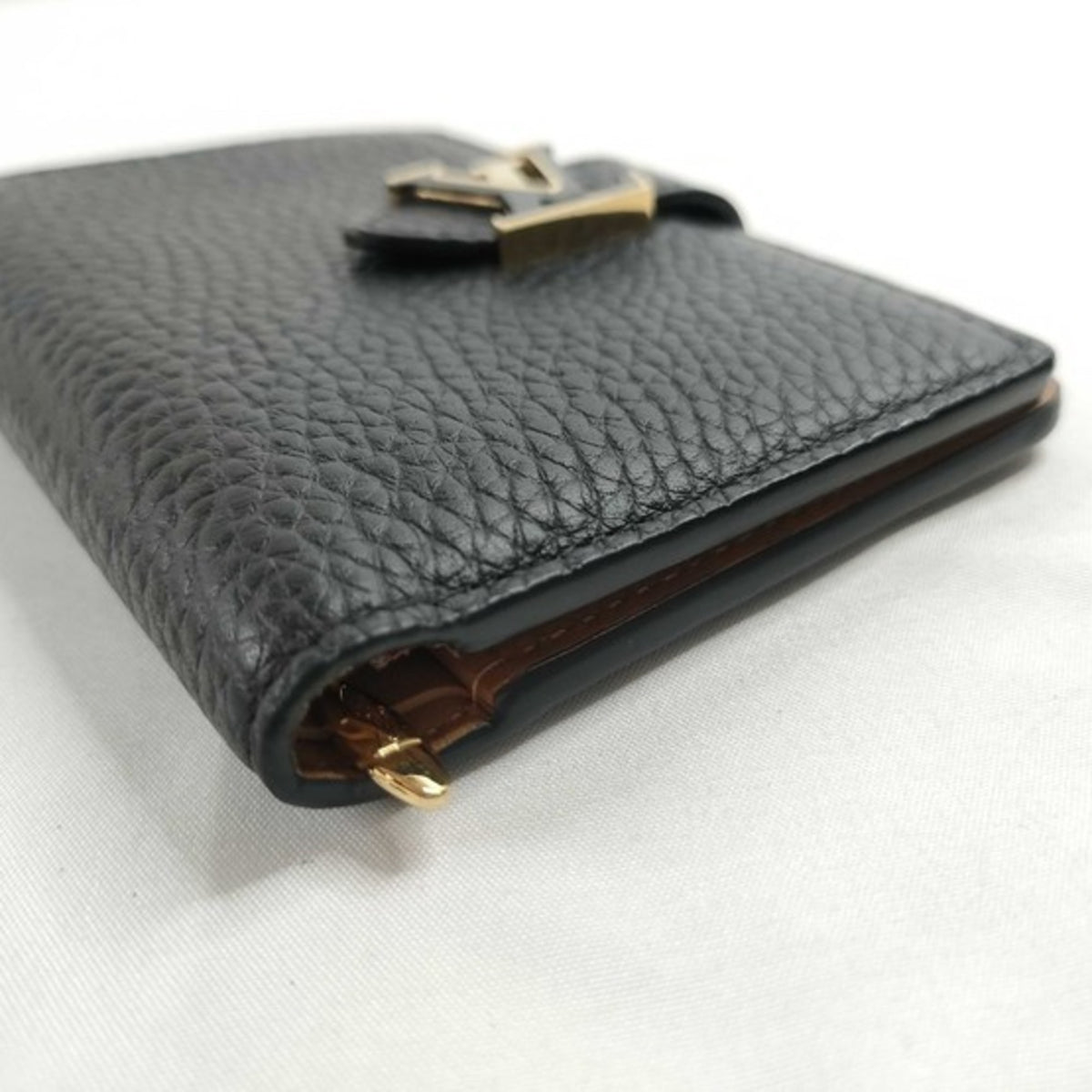 Louis Vuitton Noir Leather Wallet (Bi-Fold) (Pre-Owned)
