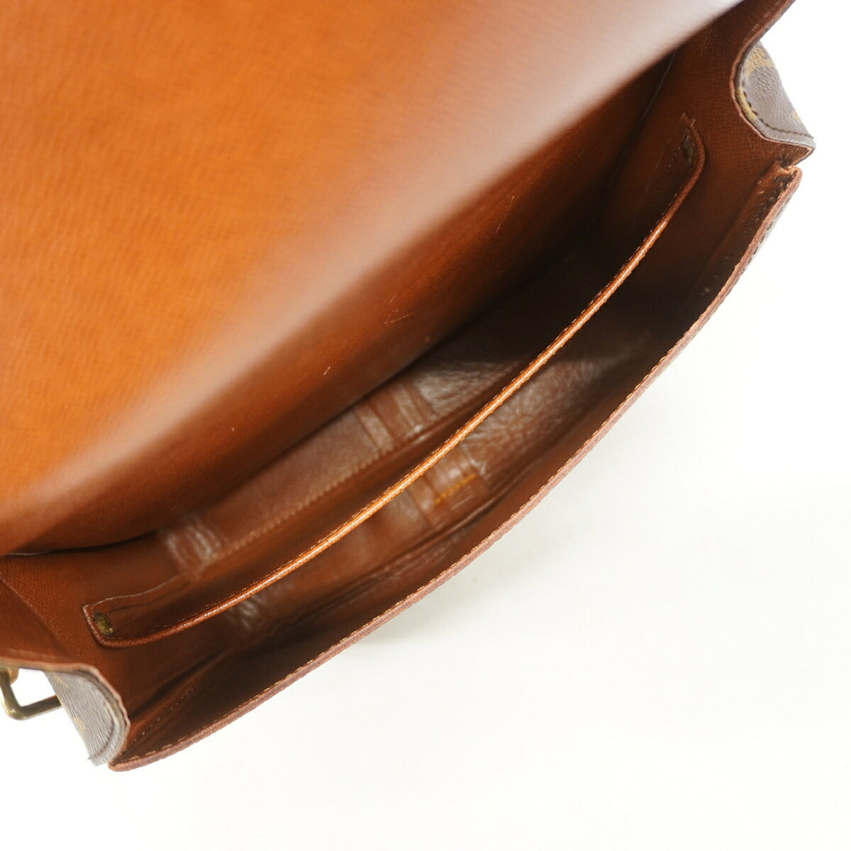Louis Vuitton Brown Shoulder Bag (Pre-Owned)
