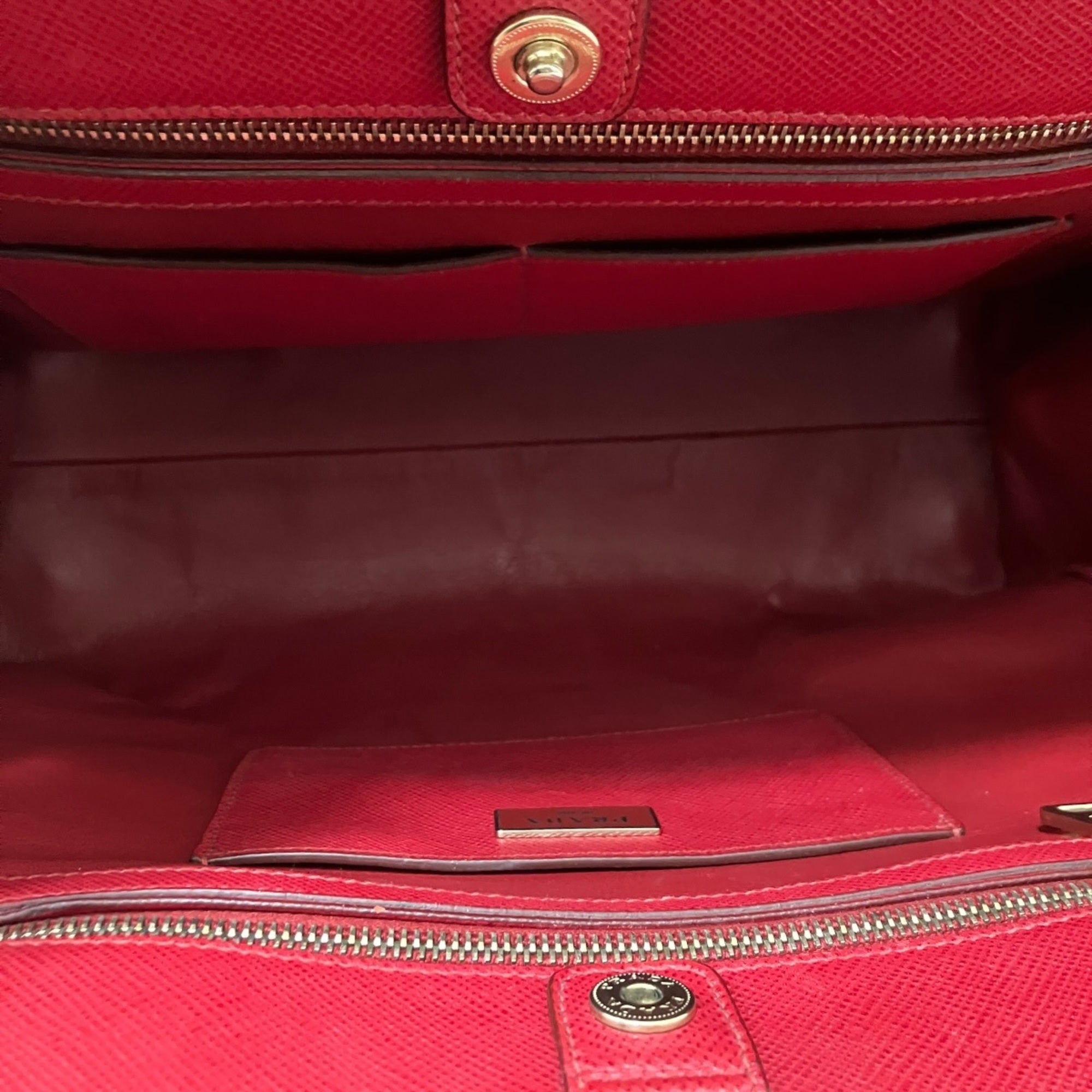 Prada Bordeaux Leather Shoulder Bag (Pre-Owned)